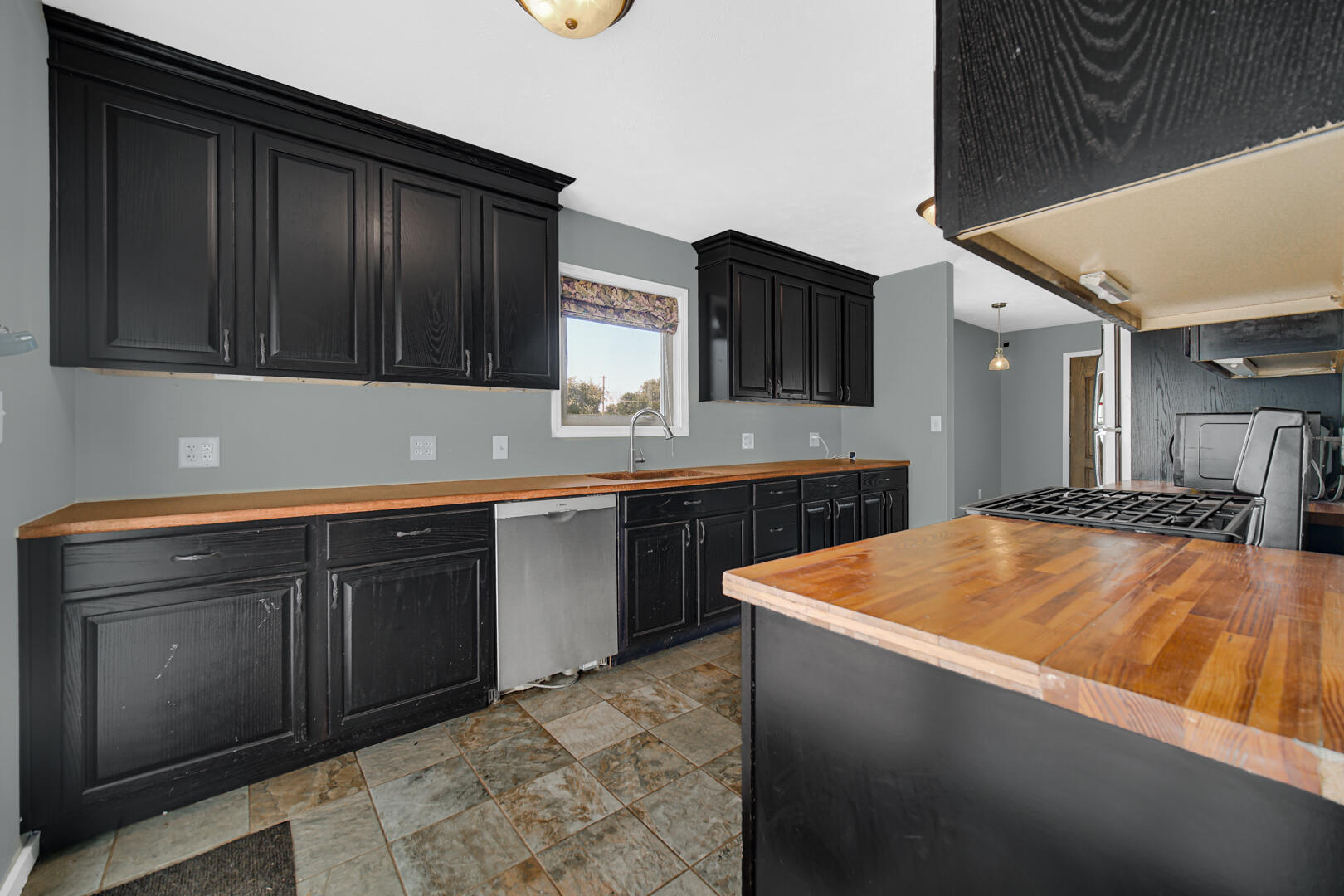 5094 E Saugana Trail, Rolling Prairie, IN 46371; Image #16