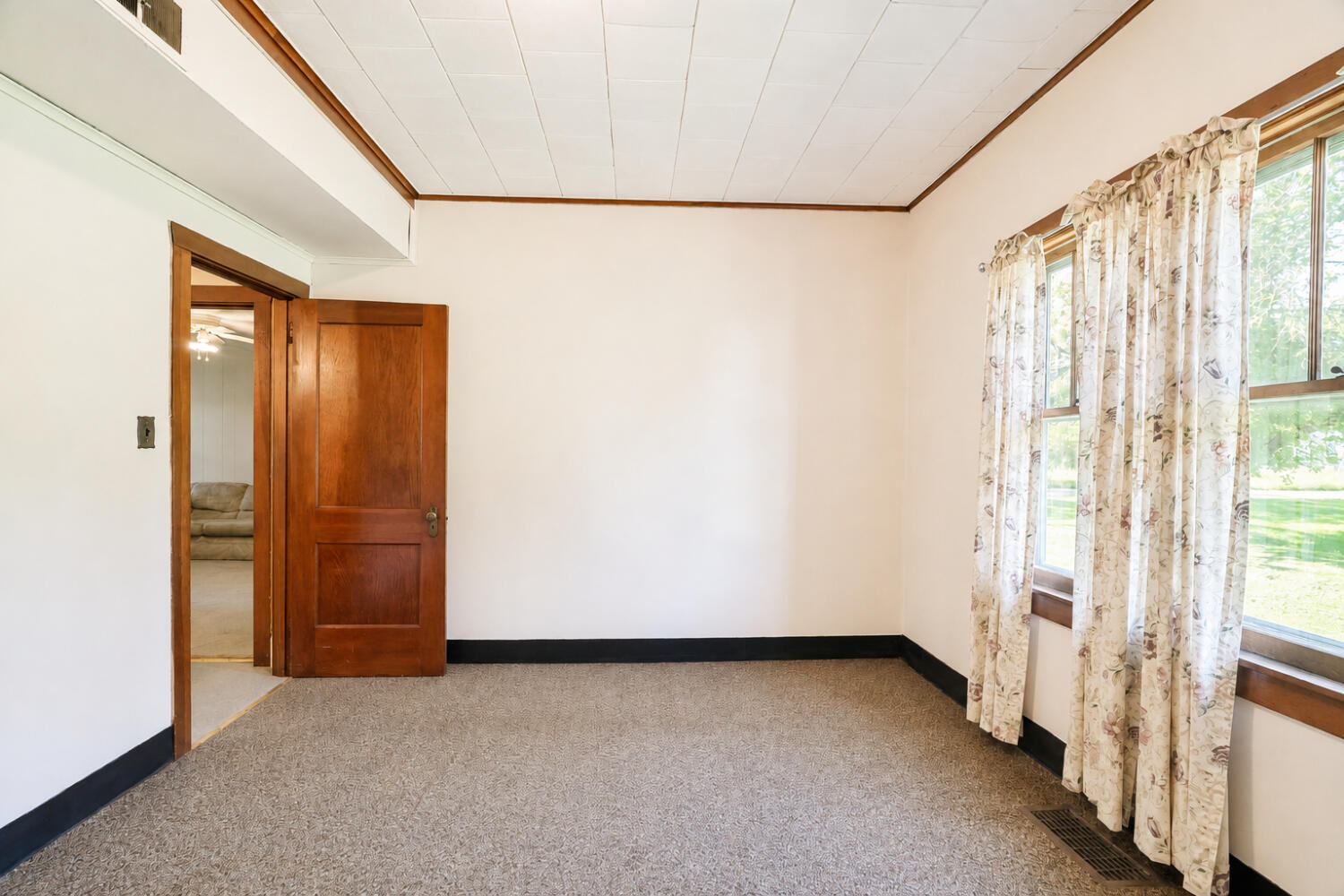 11477 N 250 W, Sumava Resorts, IN 46379; Image #15