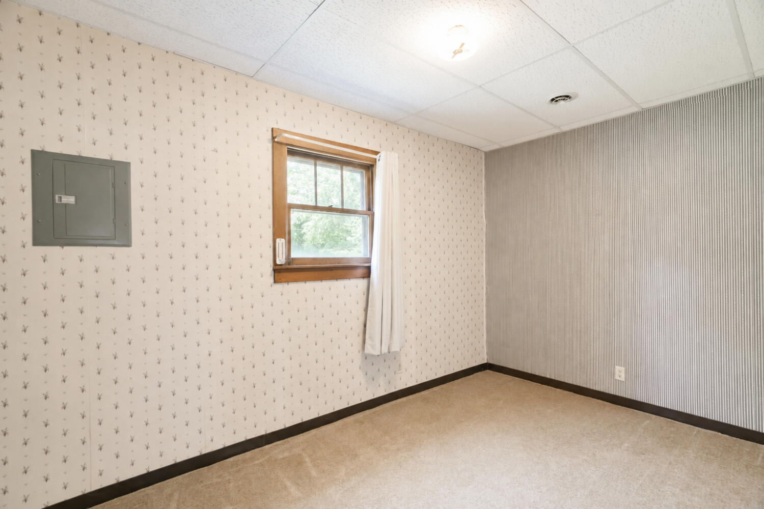11477 N 250 W, Sumava Resorts, IN 46379; Image #18