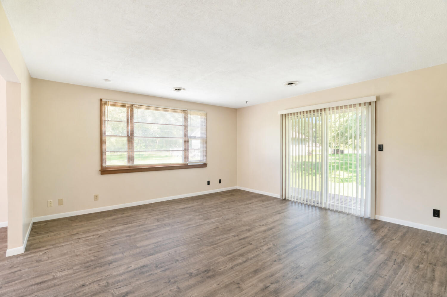 11477 N 250 W, Sumava Resorts, IN 46379; Image #37