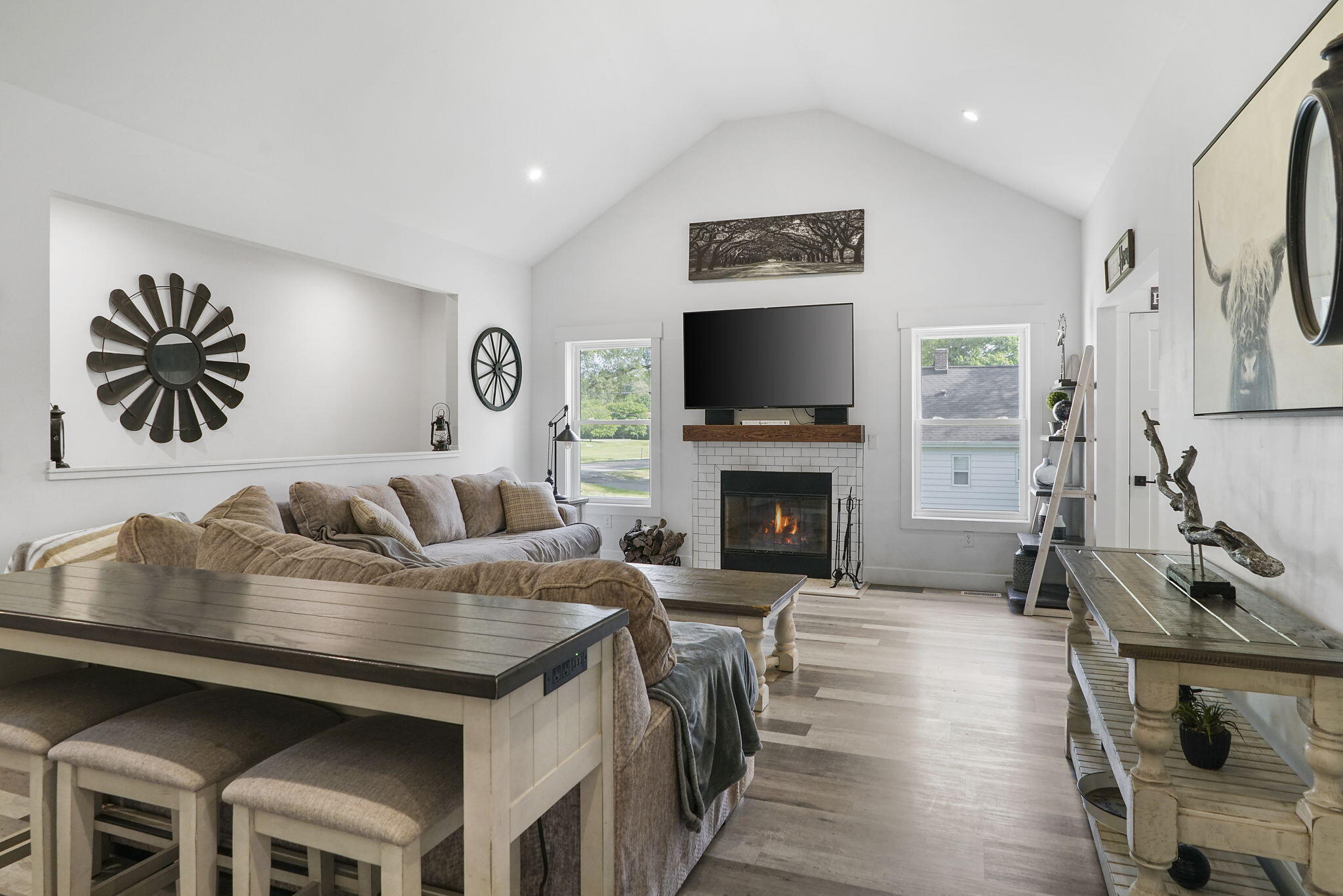1305 Roosevelt Road, Valparaiso, IN 46383; Image #4