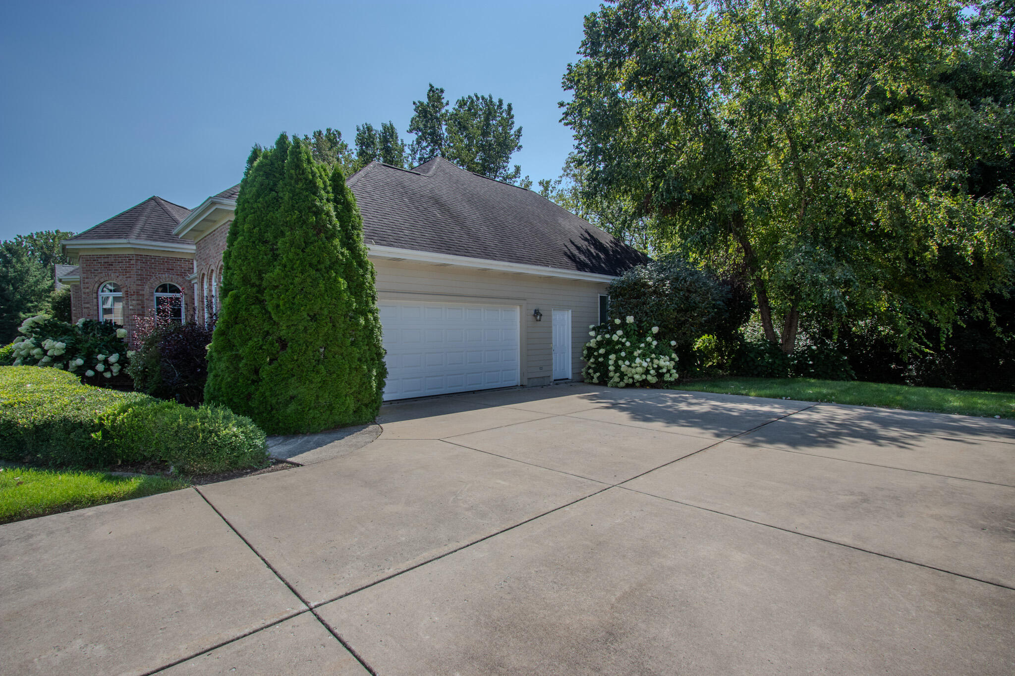 1910 Catkin Circle, Chesterton, IN 46304; Image #8