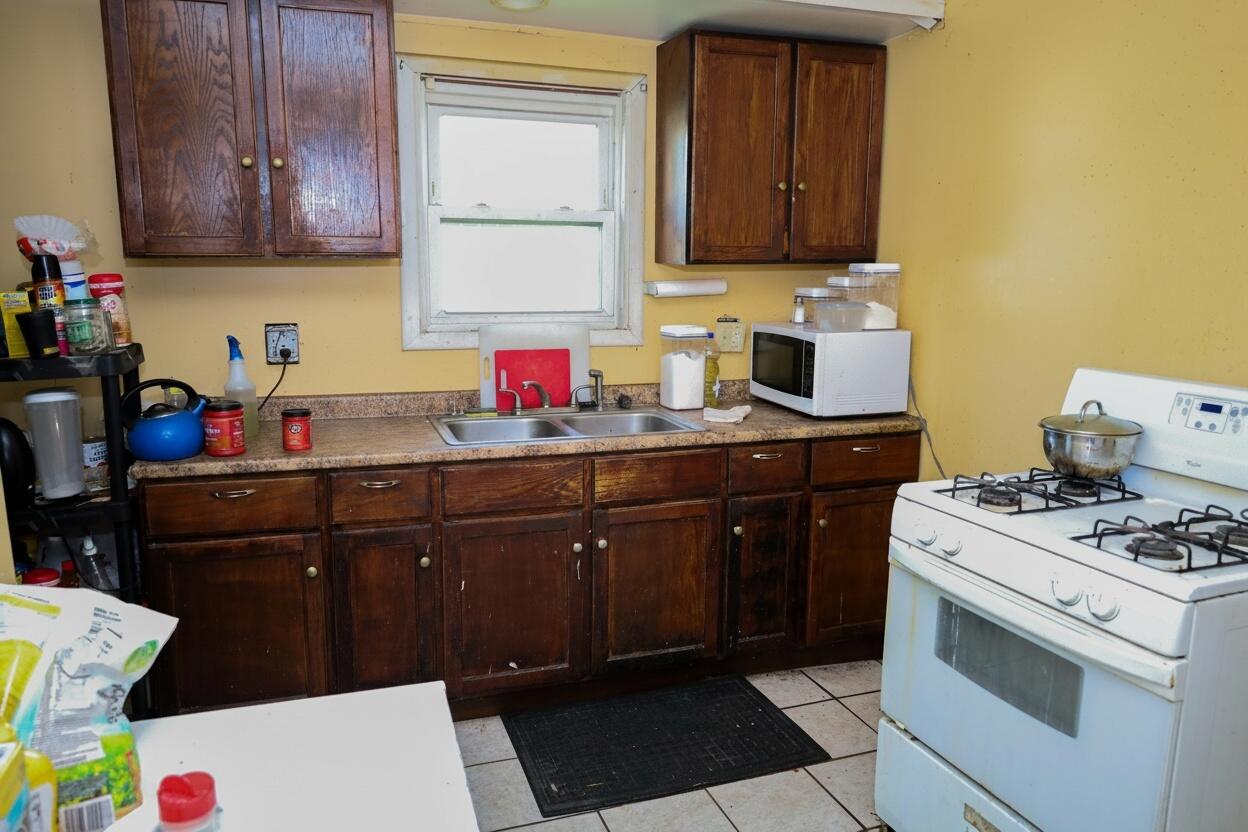 355 Lincoln Street, Gary, IN 46402; Image #4