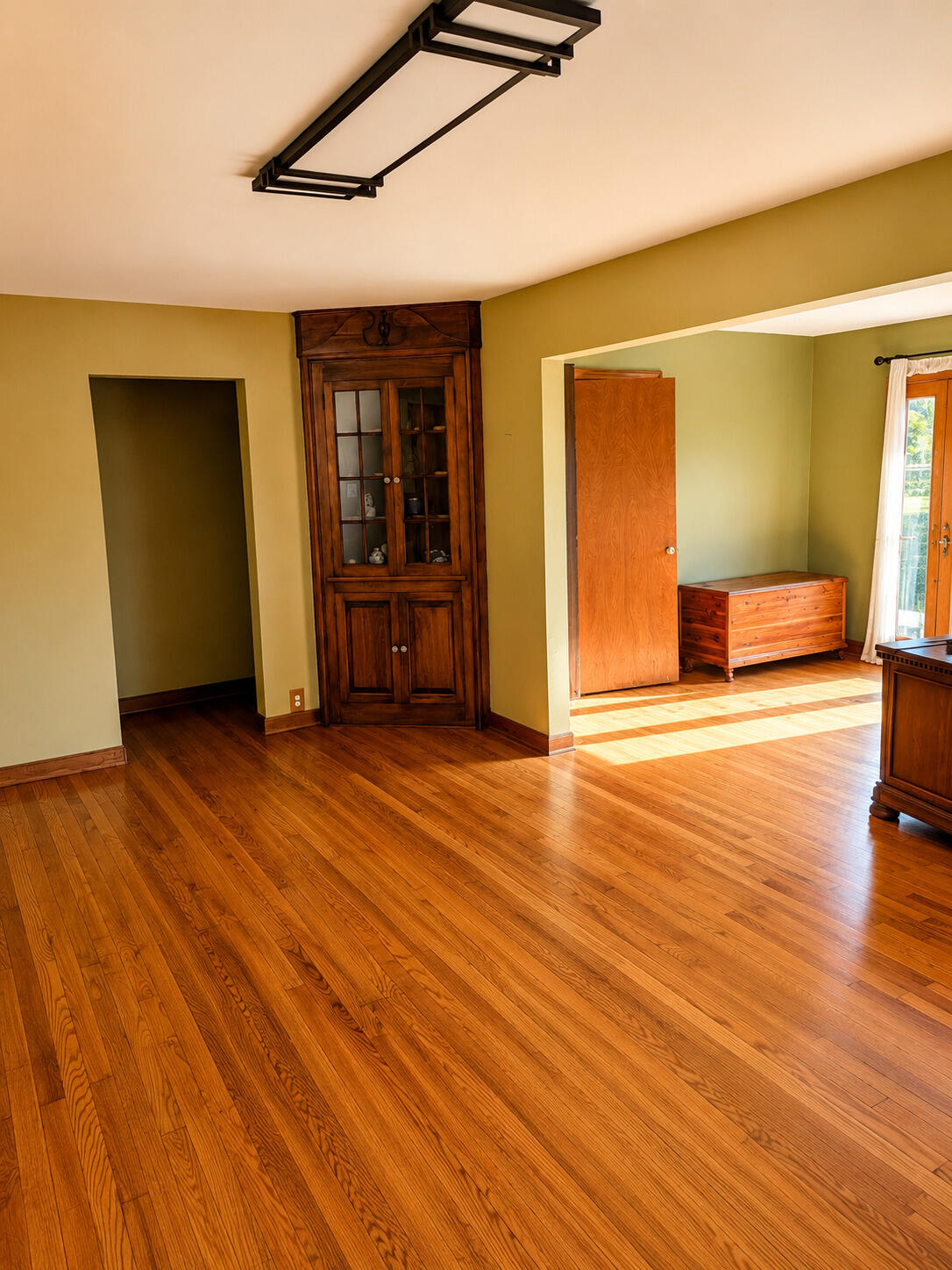 605 W Montgomery Street, Francesville, IN 47946; Image #25