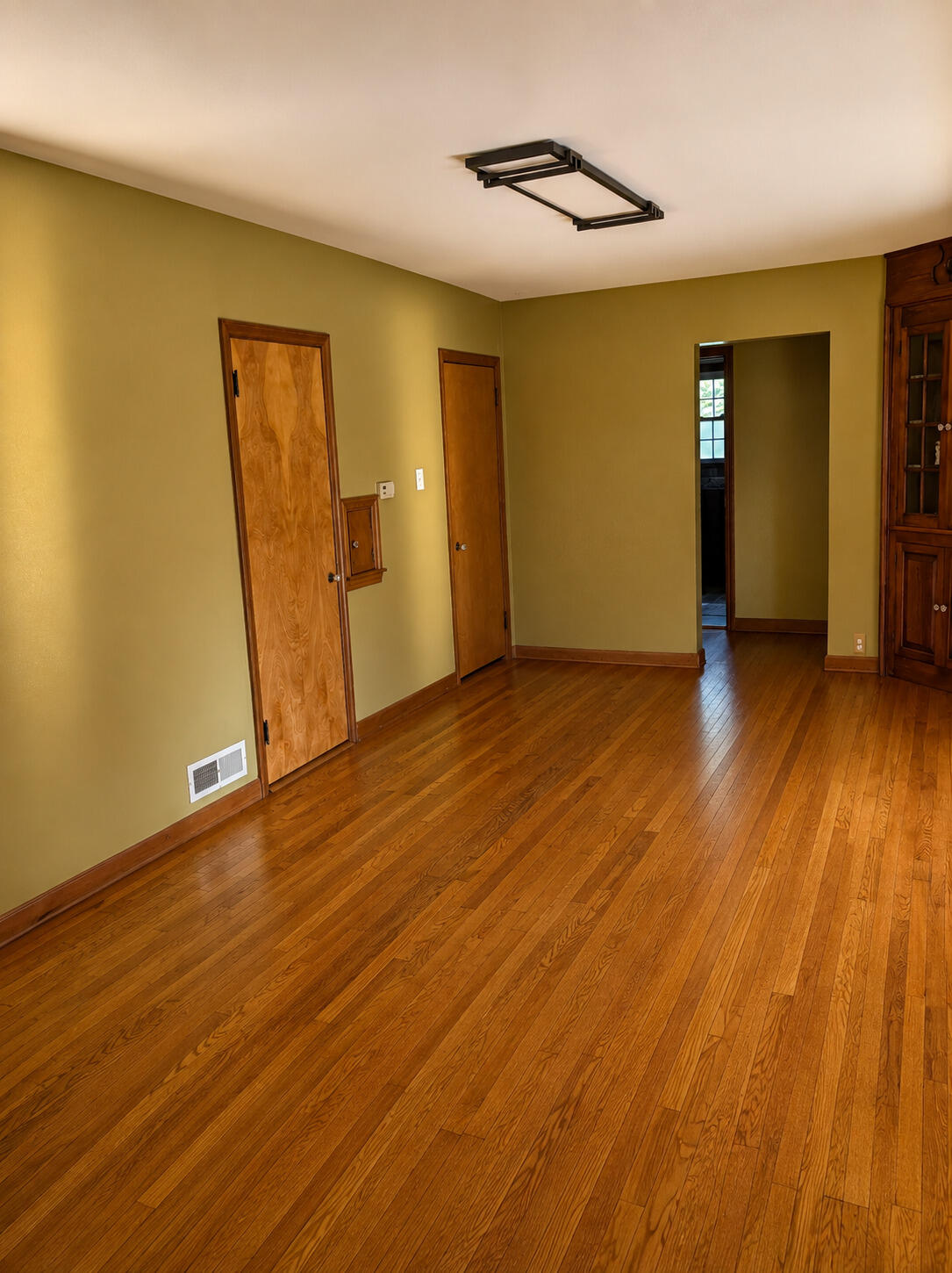 605 W Montgomery Street, Francesville, IN 47946; Image #27