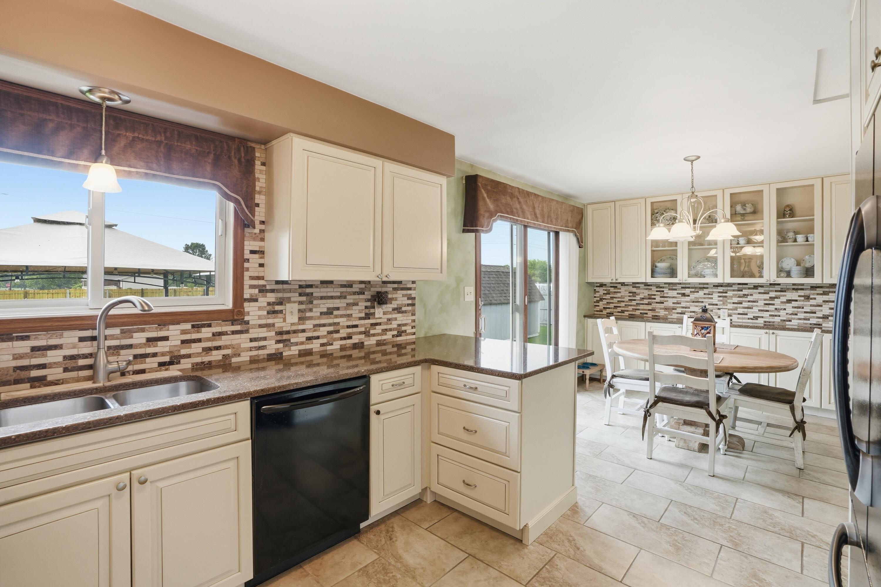 12042 W 103rd Court, St. John, IN 46373; Image #11