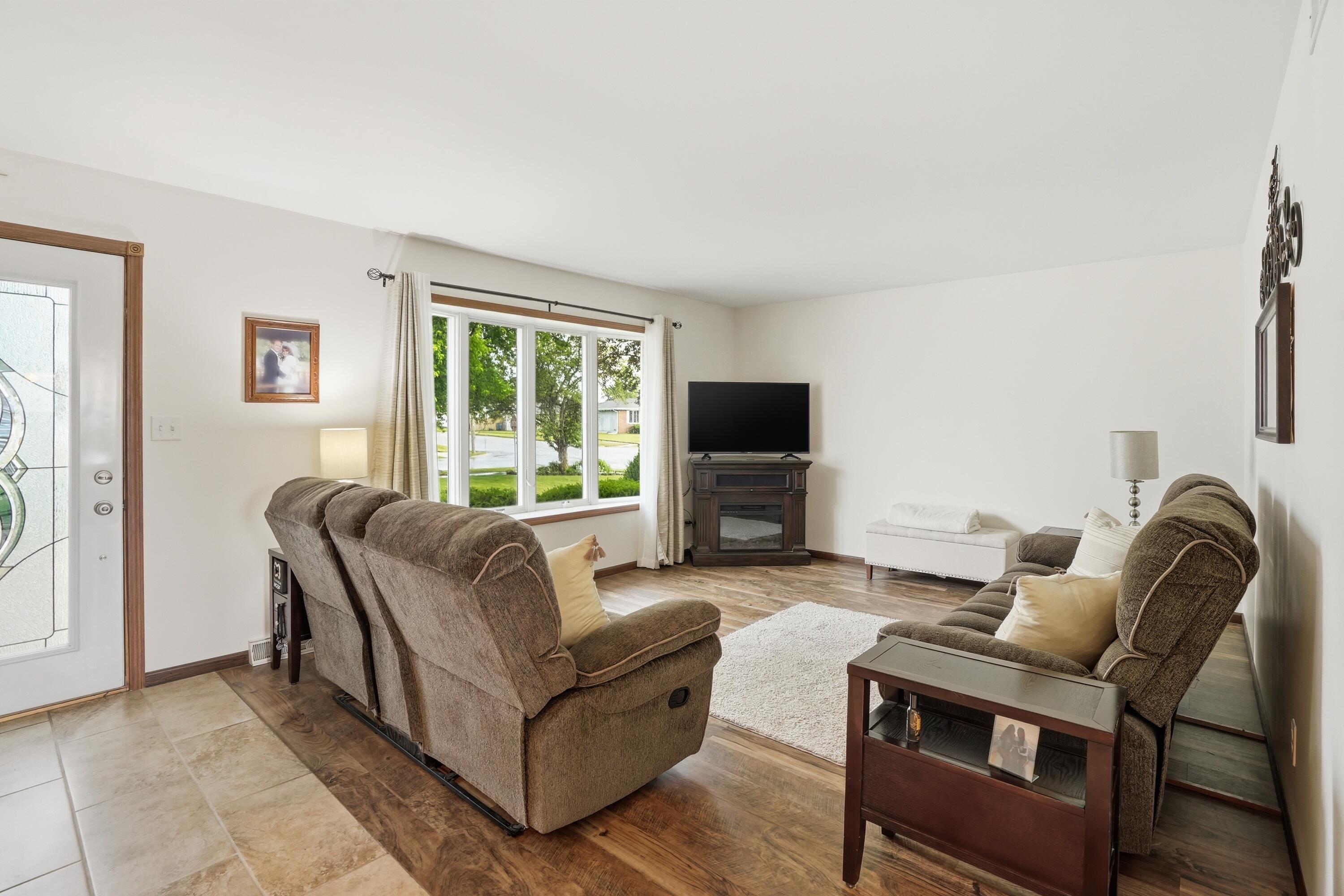 12042 W 103rd Court, St. John, IN 46373; Image #5