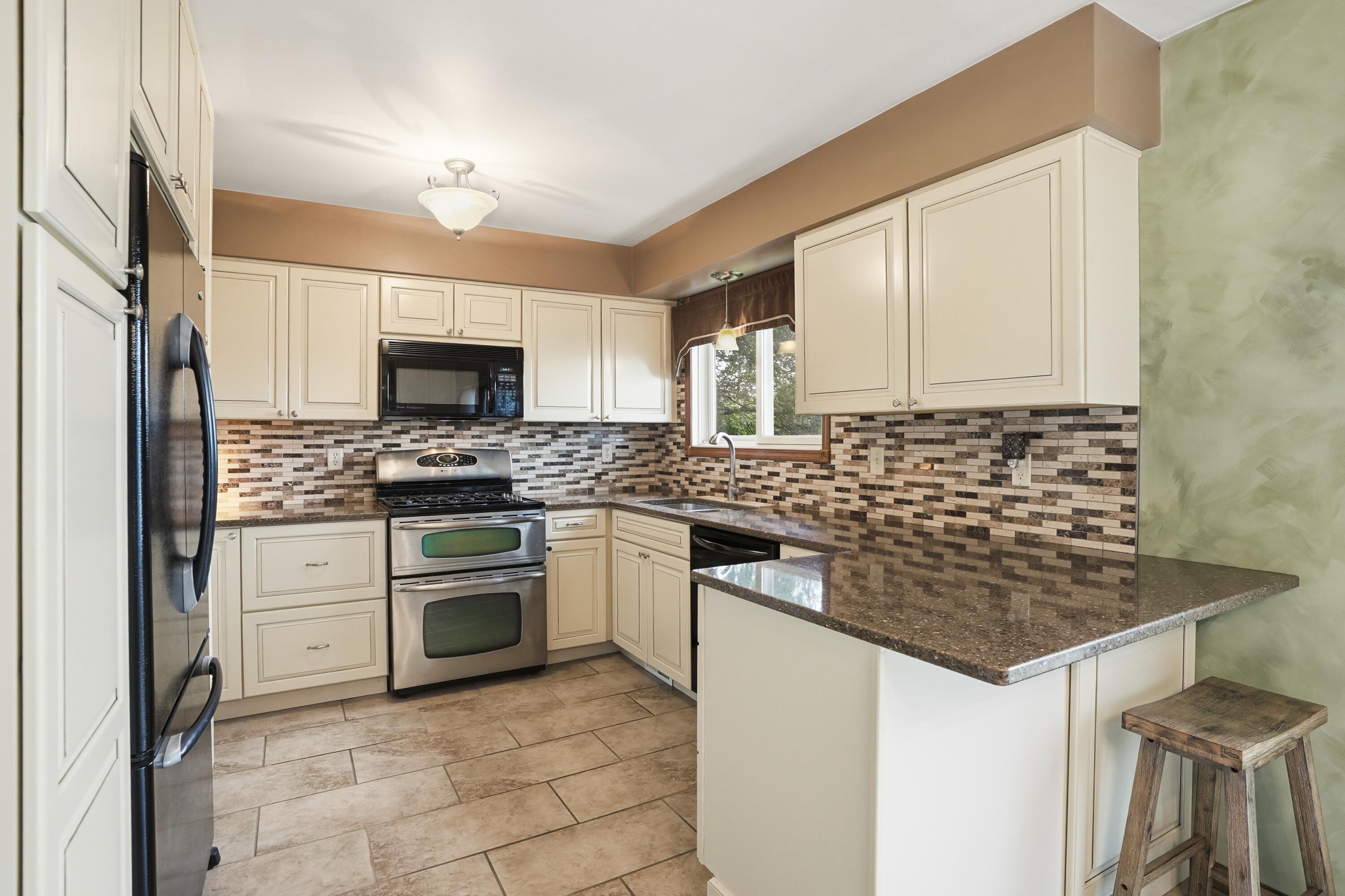 12042 W 103rd Court, St. John, IN 46373; Image #9