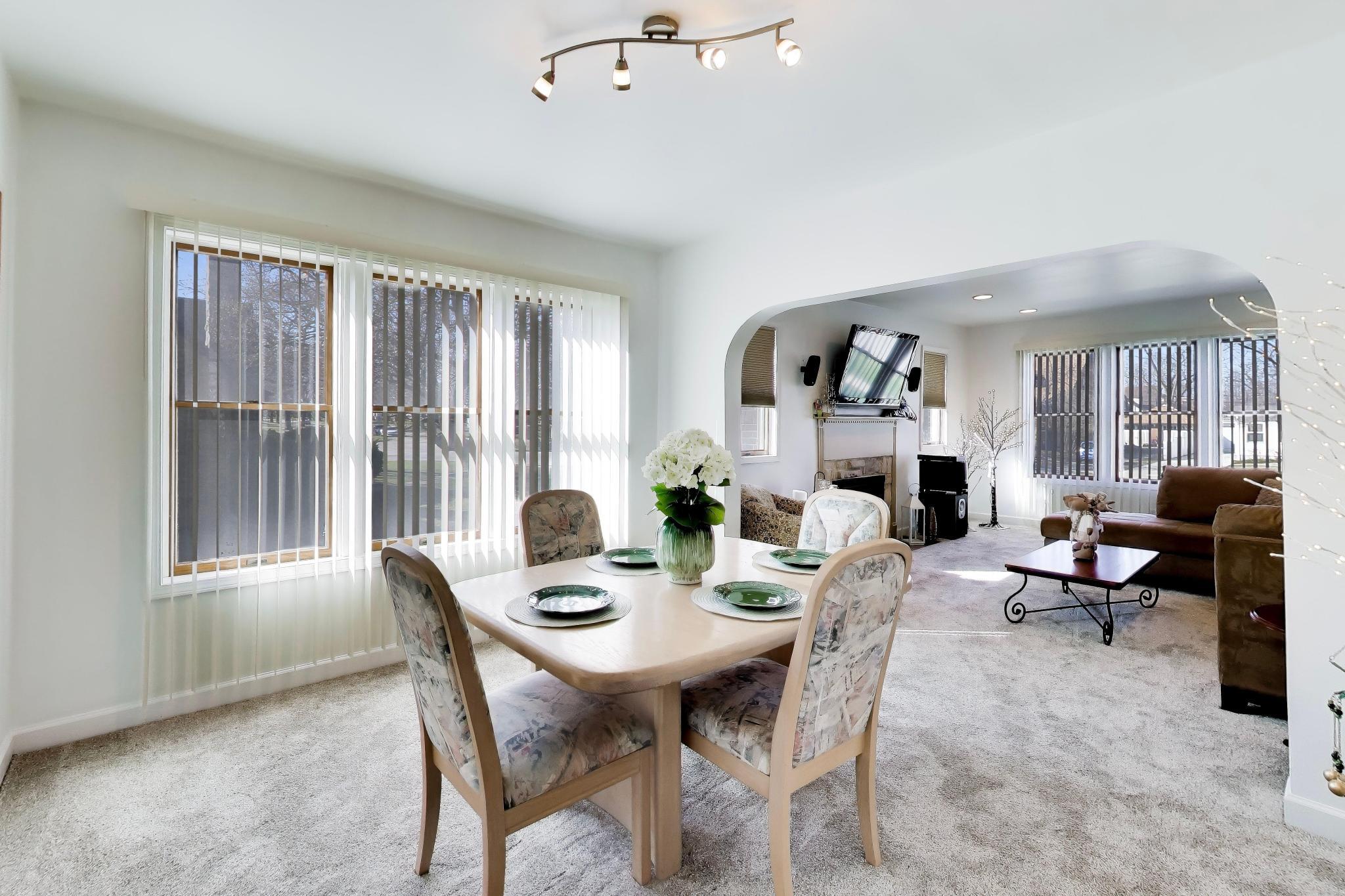 8039 Forest Avenue, Munster, IN 46321; Image #4