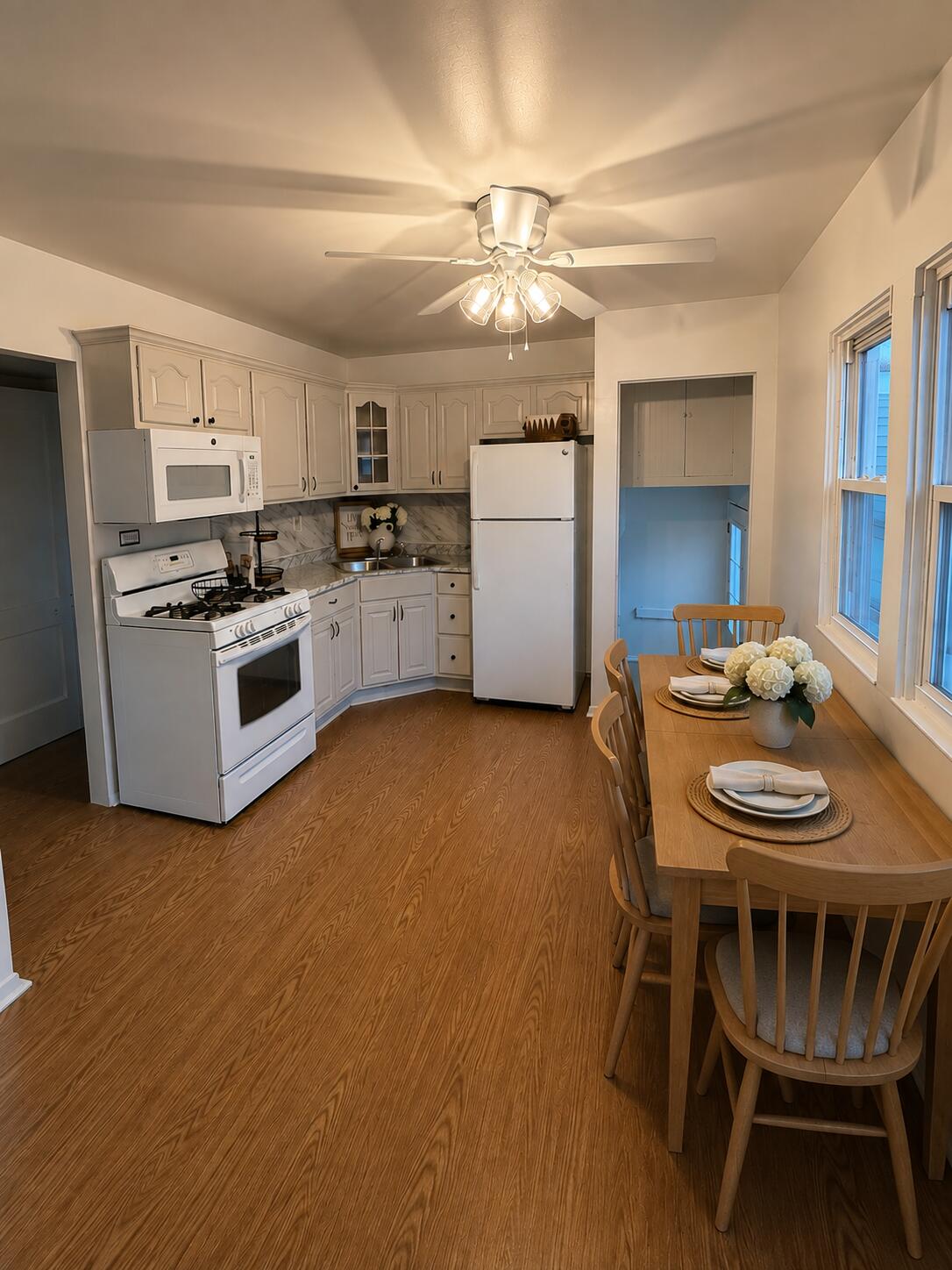 3002 W Ridge Road, Hobart, IN 46342; Image #4