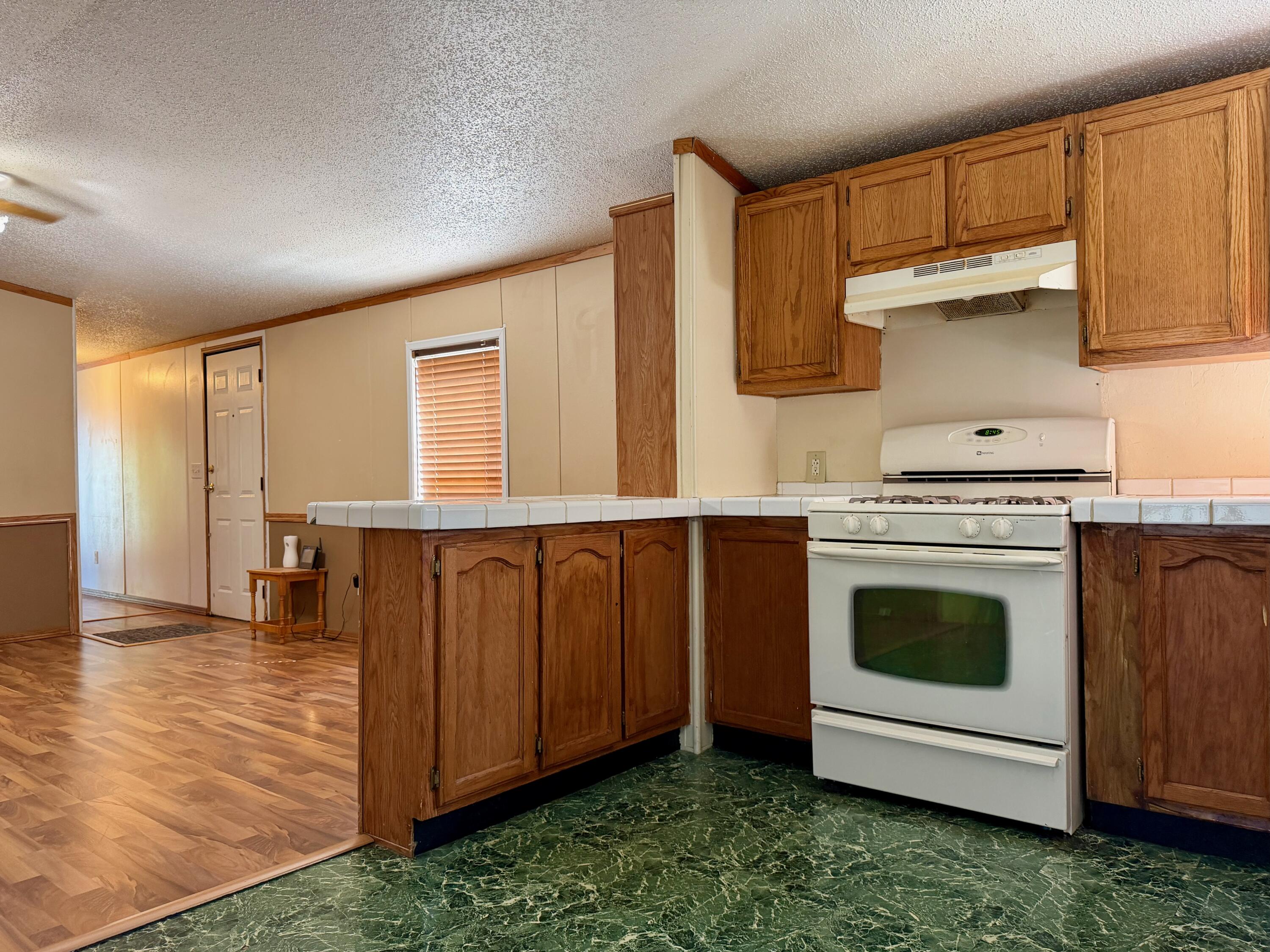 7497 S 250 W, North Judson, IN 46366; Image #4
