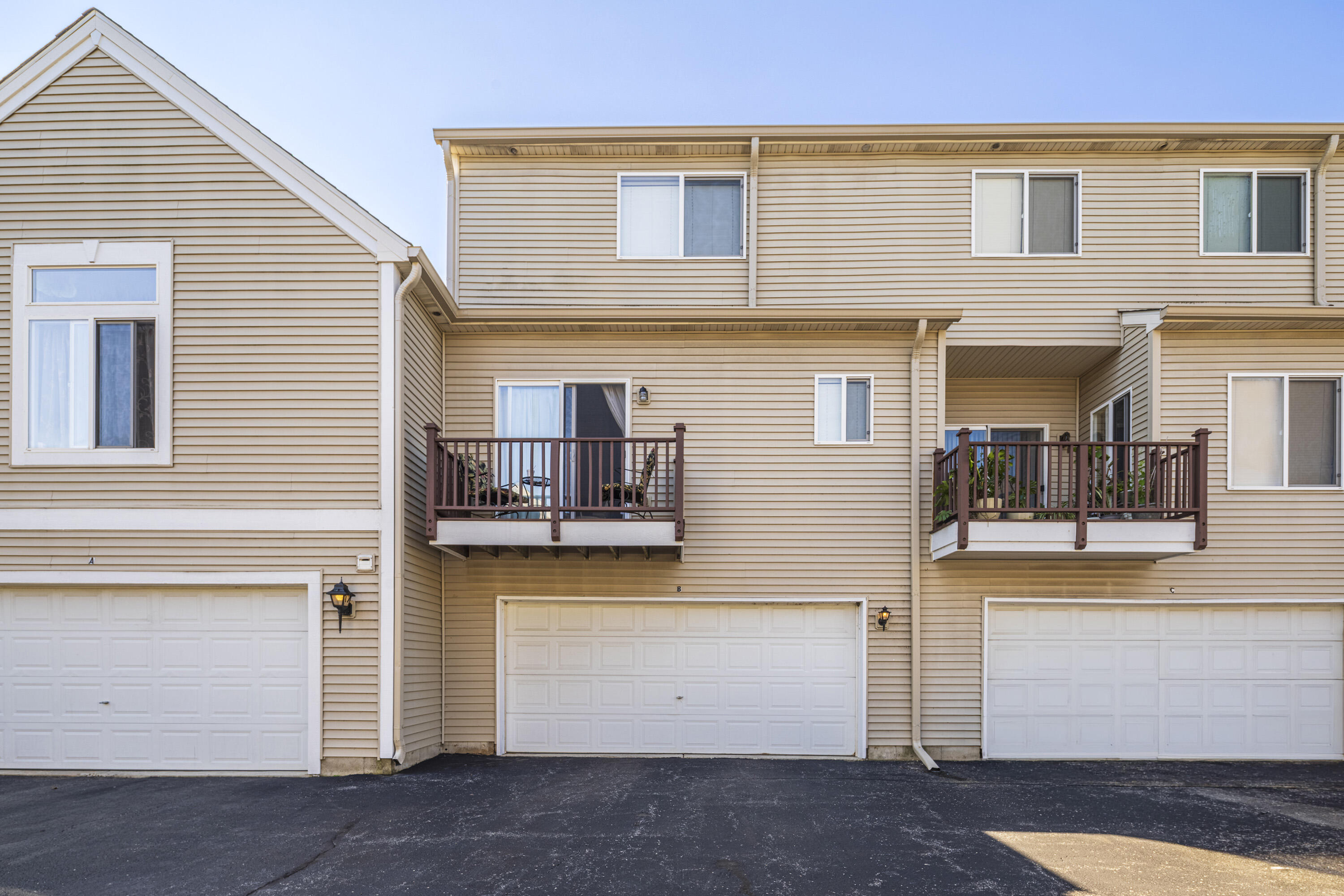 135 Enclave Circle, Bolingbrook, IL #B, 60440; Image #15