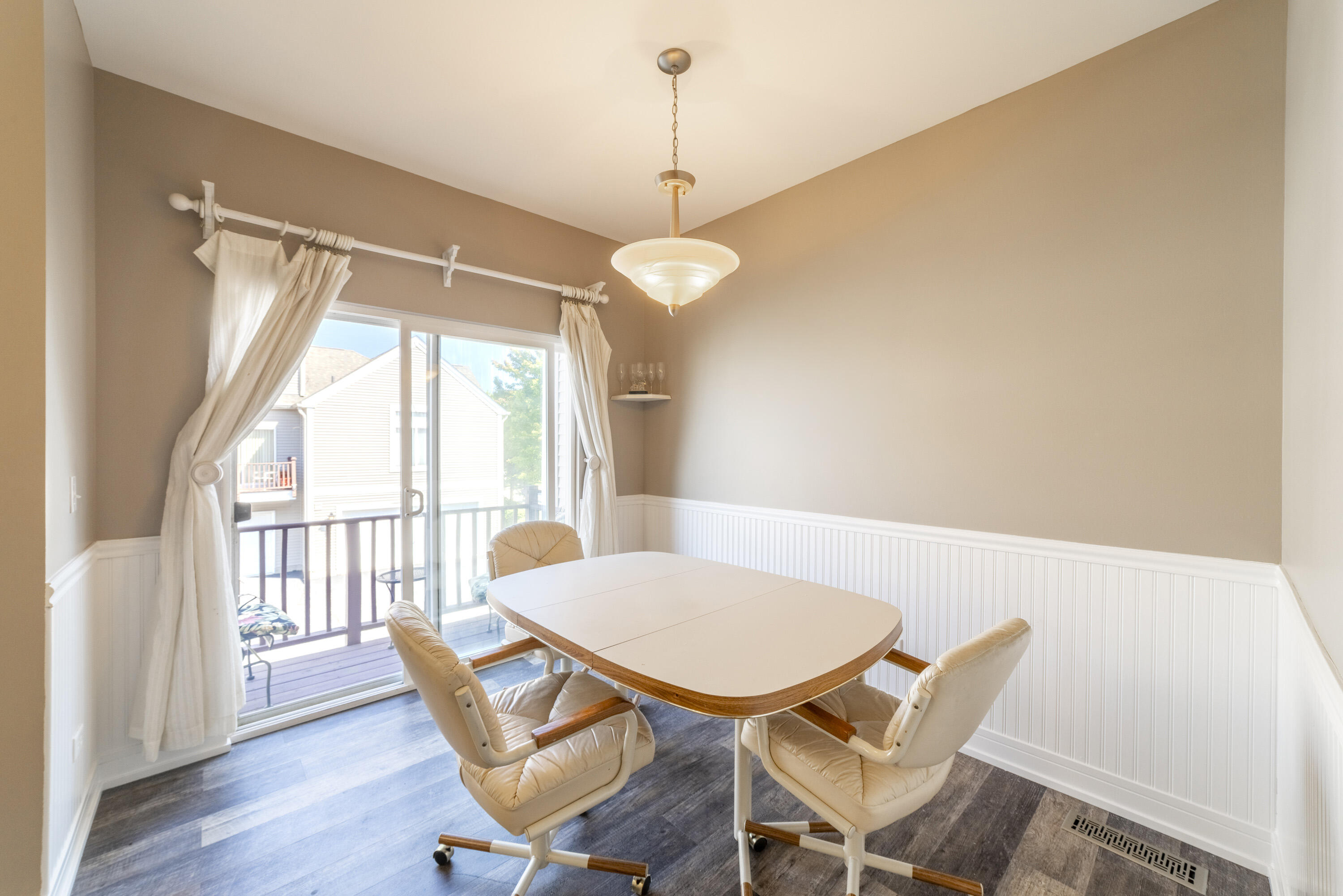 135 Enclave Circle, Bolingbrook, IL #B, 60440; Image #5
