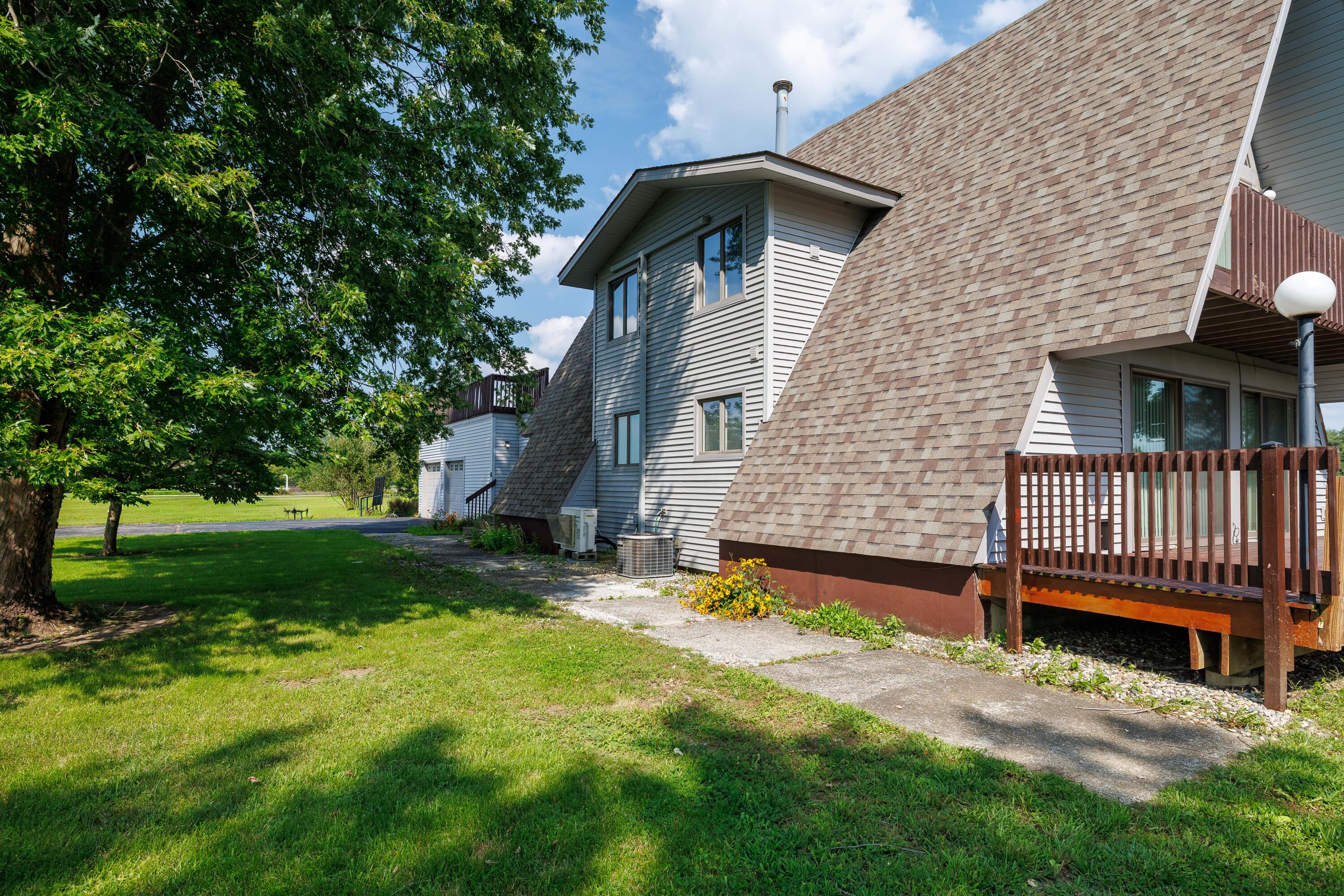 9111 S 335 E, Brook, IN 47922; Image #6