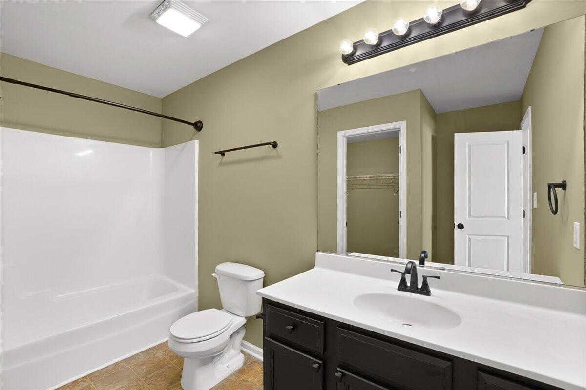 10725 Illinois Street, Crown Point, IN 46307; Image #28