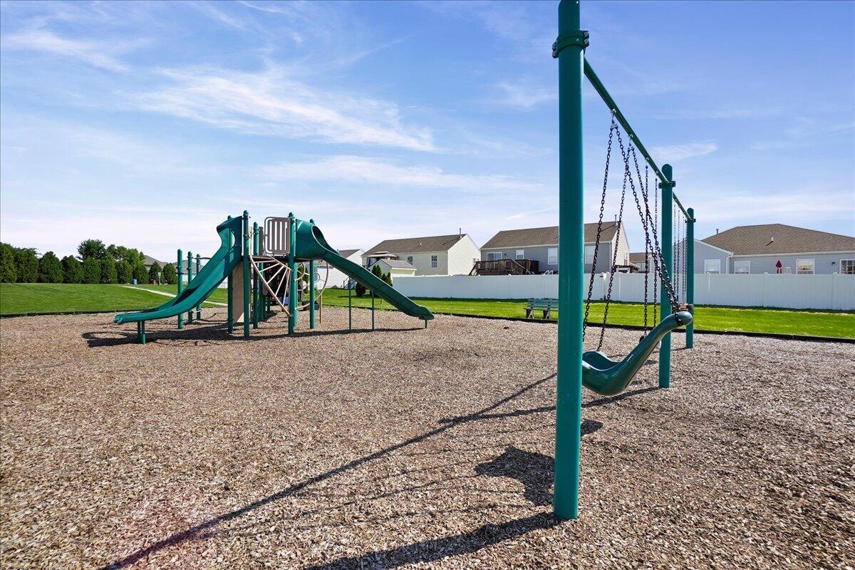 10725 Illinois Street, Crown Point, IN 46307; Image #34