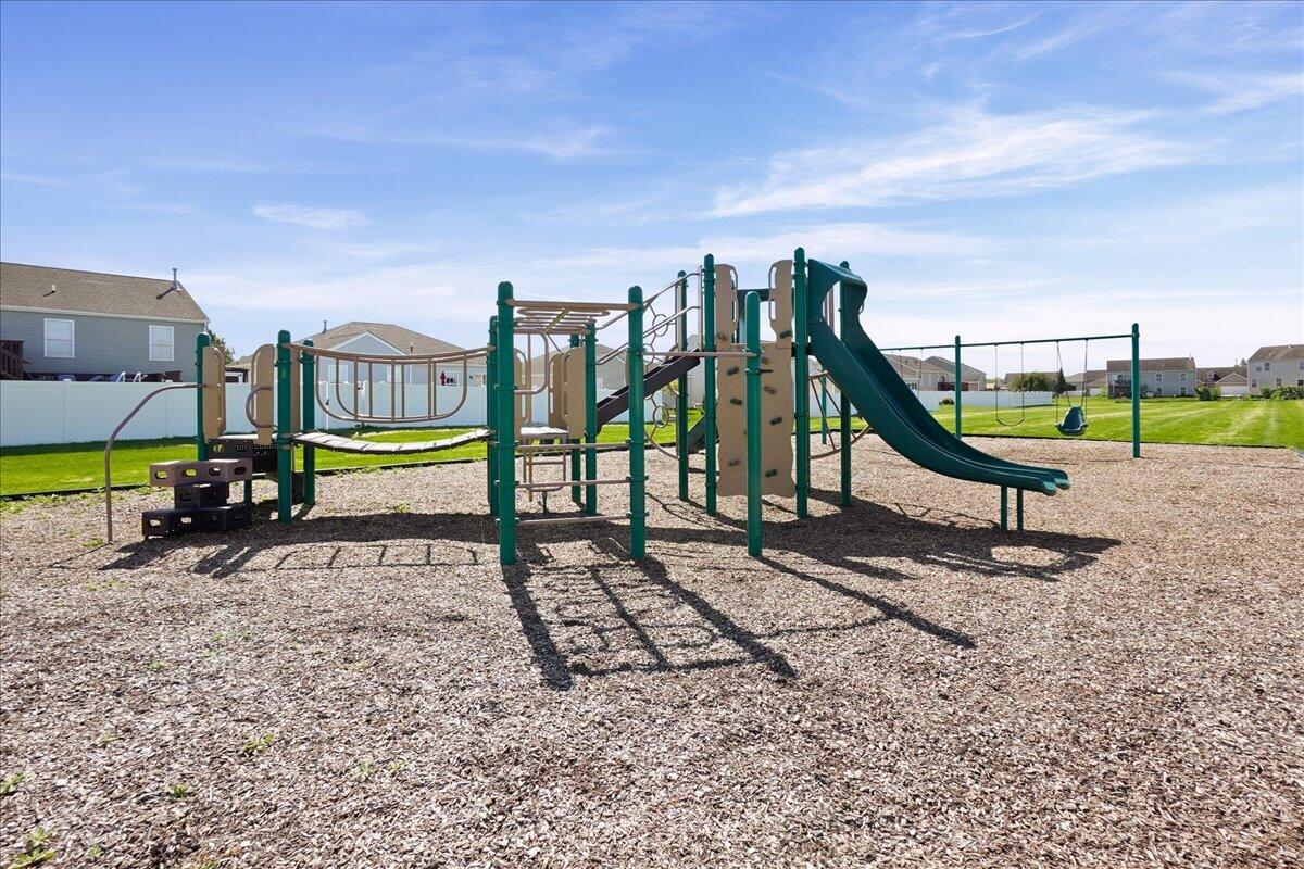 10725 Illinois Street, Crown Point, IN 46307; Image #35