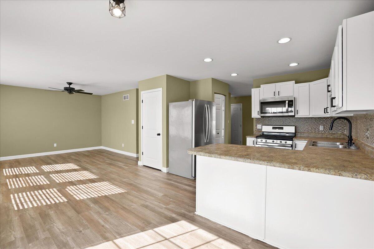 10725 Illinois Street, Crown Point, IN 46307; Image #4