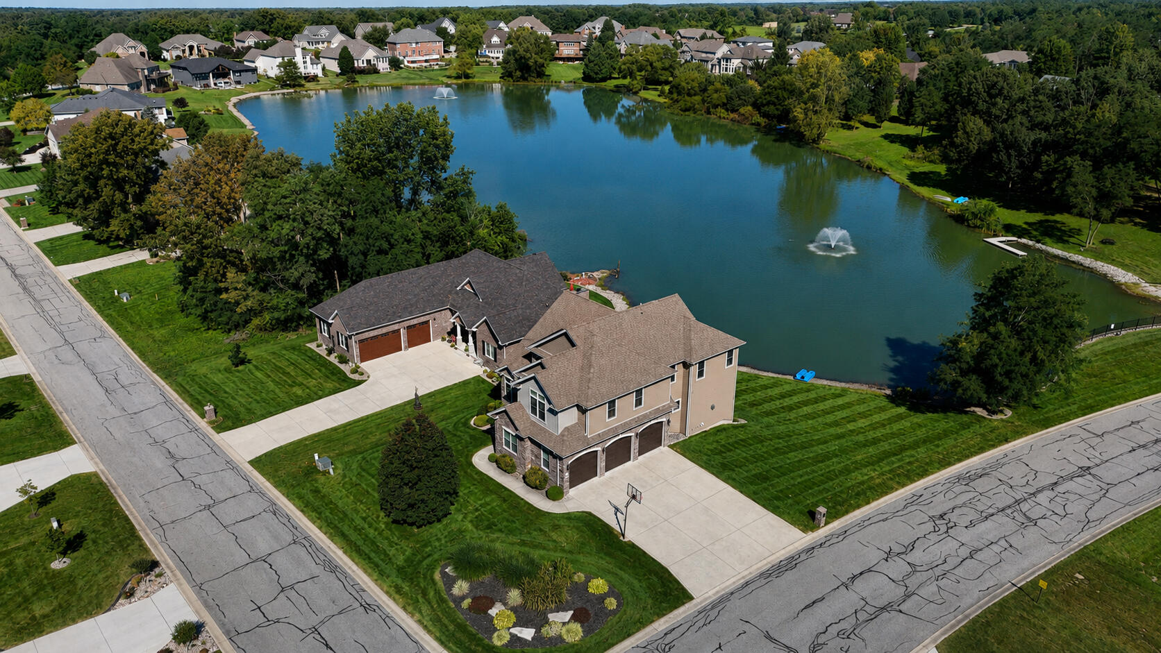 58 E Levanno Drive E, Crown Point, IN 46307; Image #30