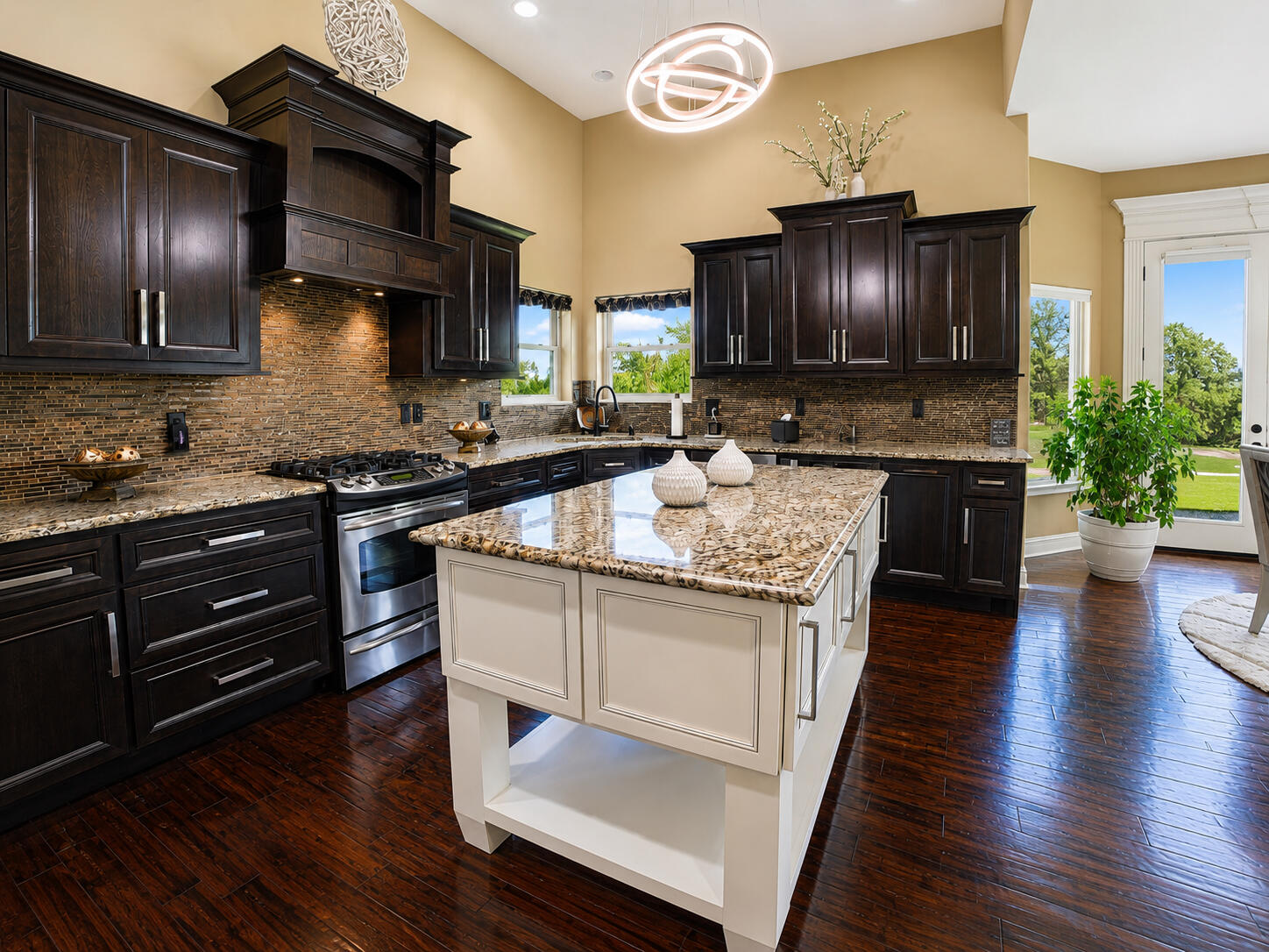 58 E Levanno Drive E, Crown Point, IN 46307; Image #6