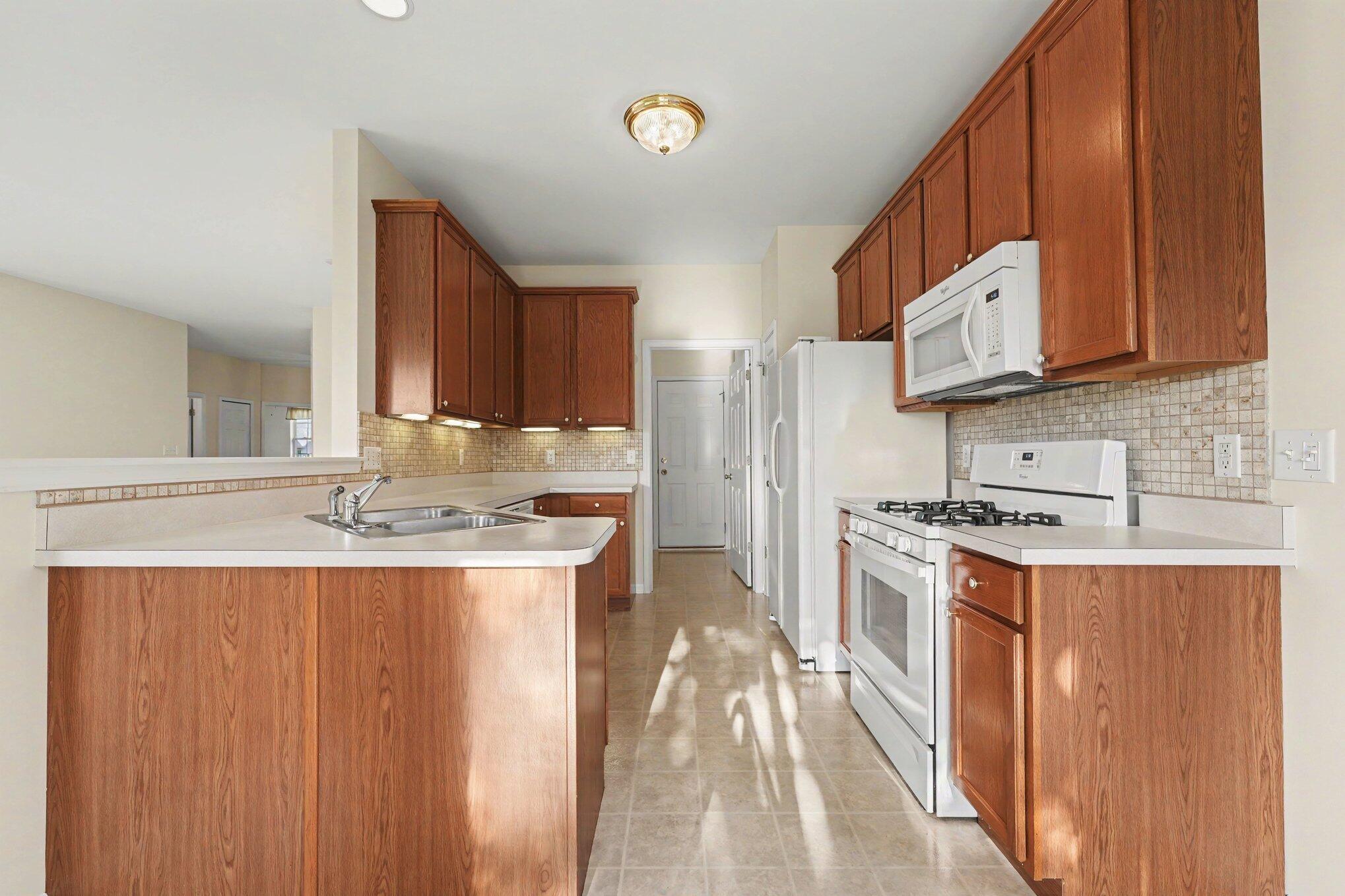 1260 Lily Lane, Schererville, IN 46375; Image #6