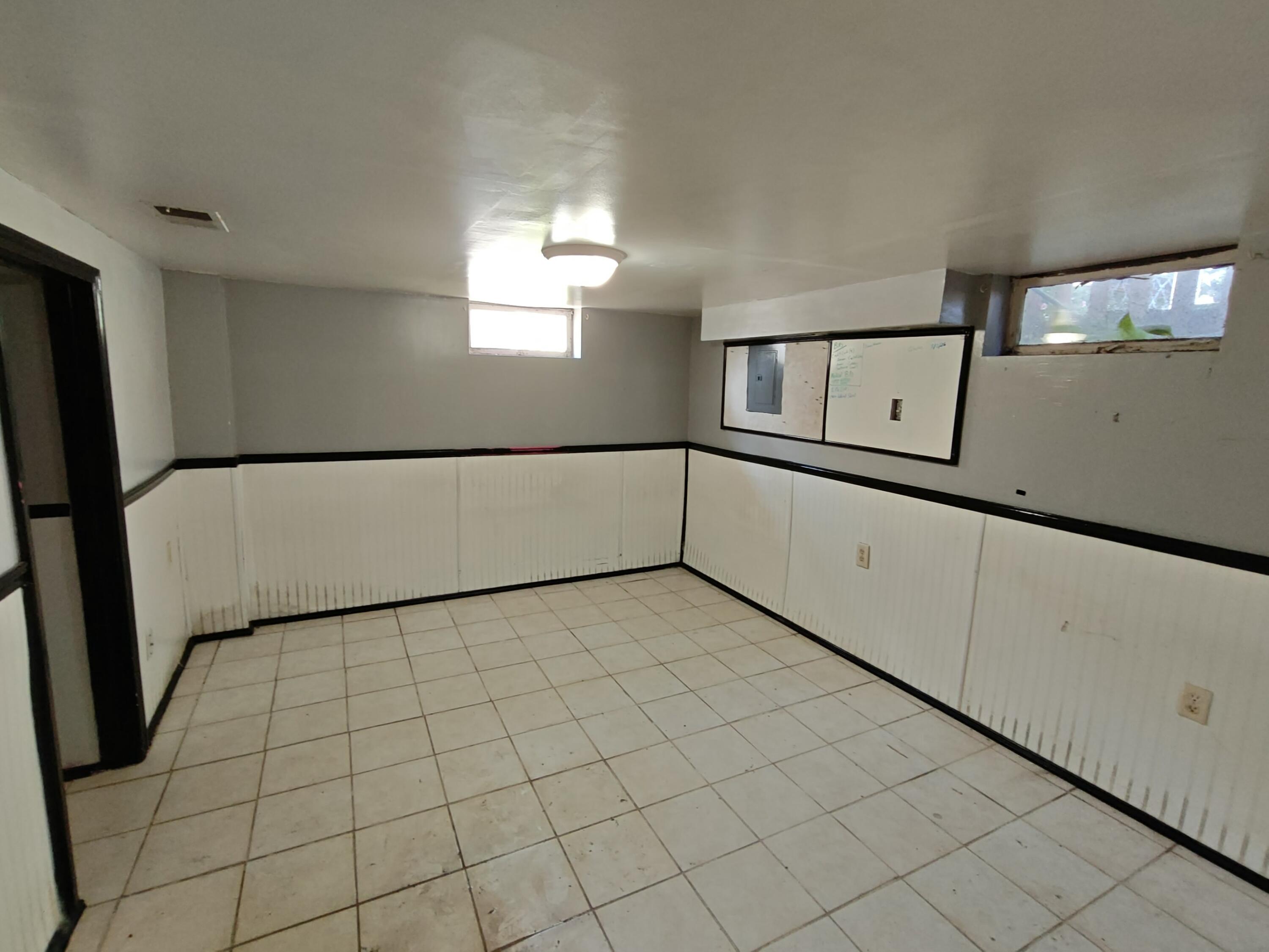 3527 41st Street, Highland, IN 46322; Image #19
