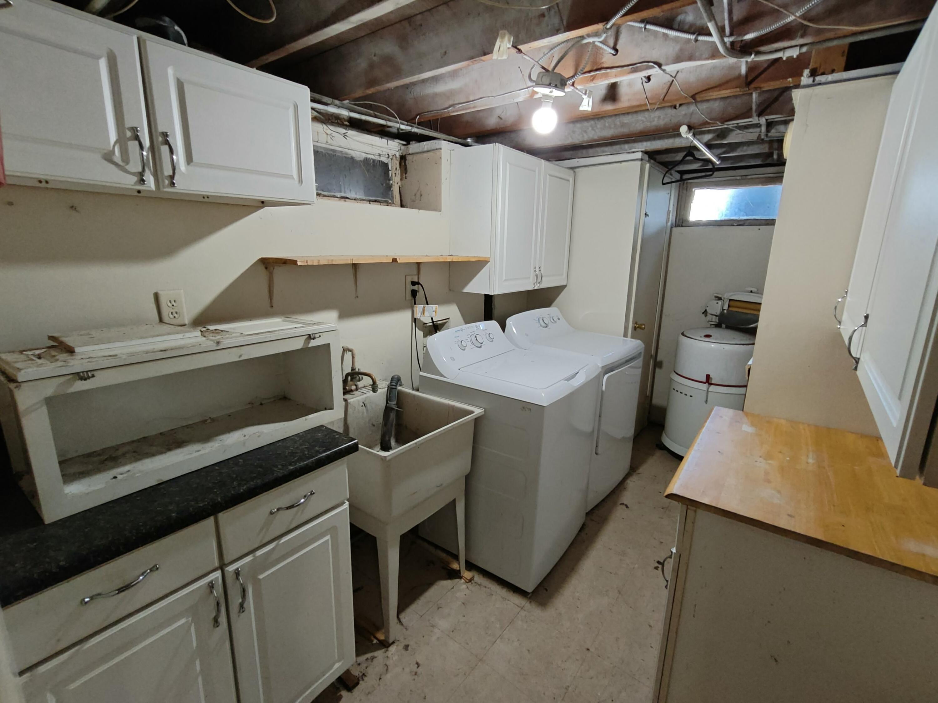 3527 41st Street, Highland, IN 46322; Image #20