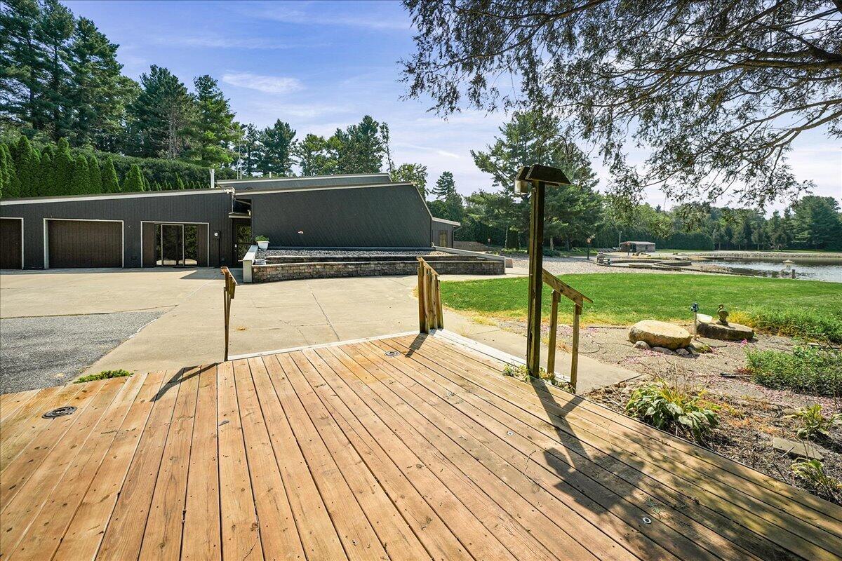 10 Vine Drive, Hebron, IN 46341; Image #33
