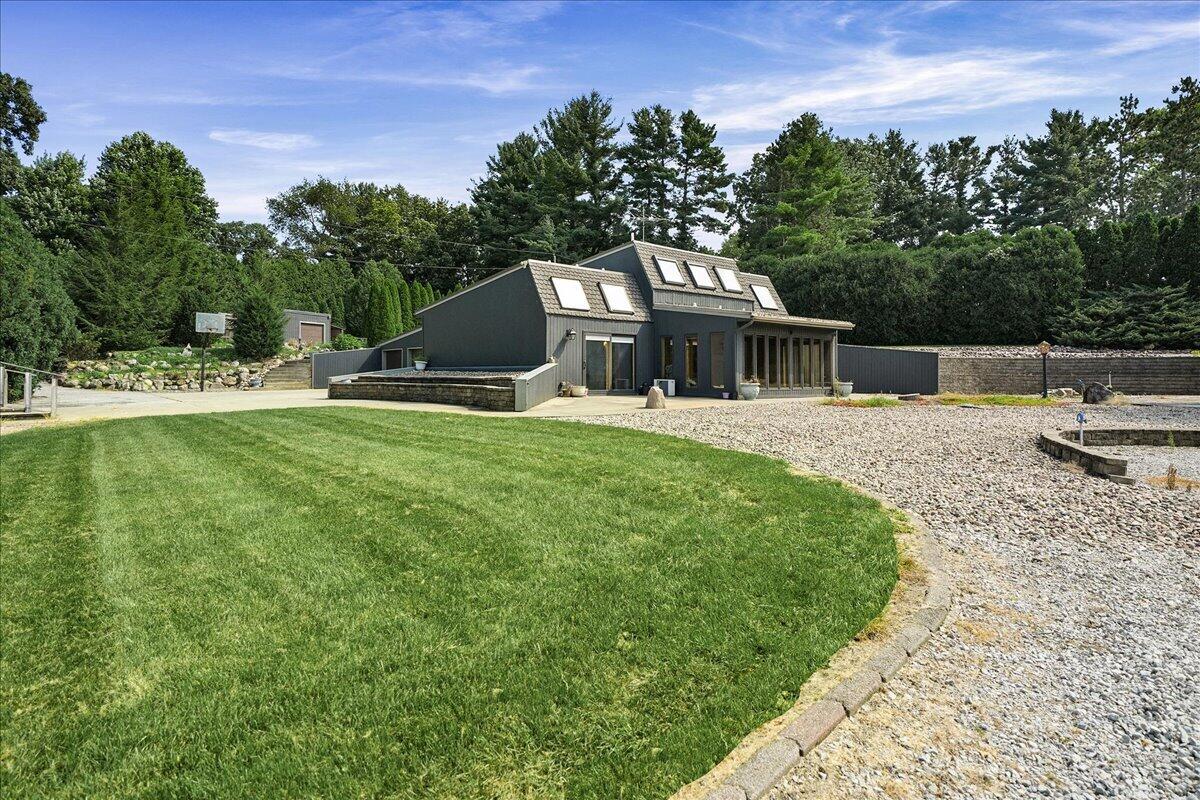 10 Vine Drive, Hebron, IN 46341; Image #4