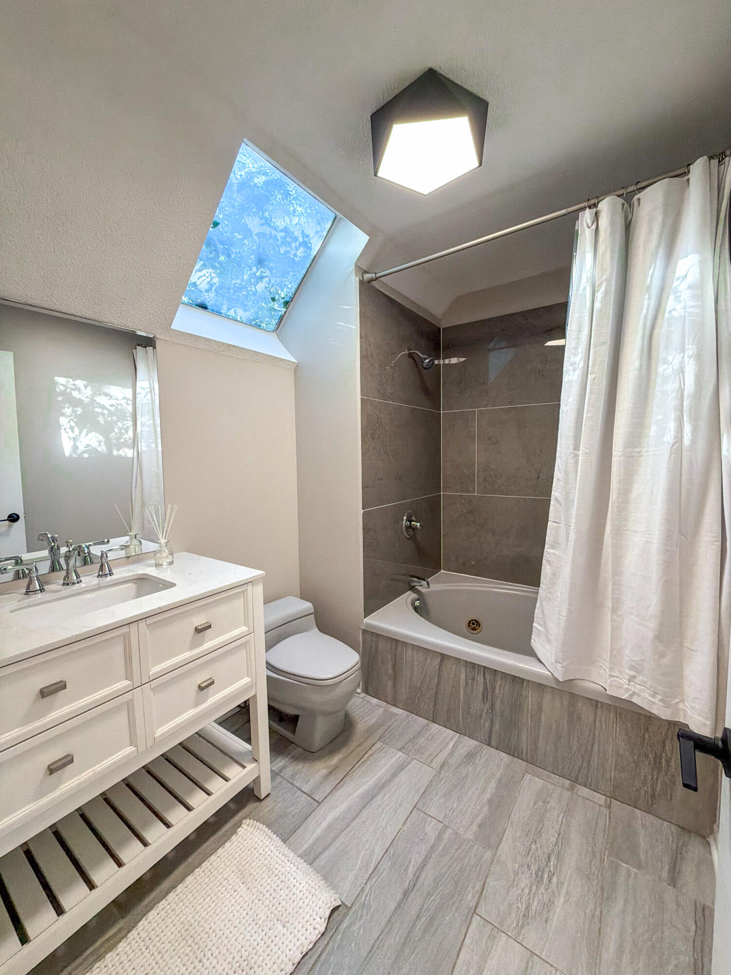 1623 E Coolspring Avenue, Michigan City, IN 46360; Image #27