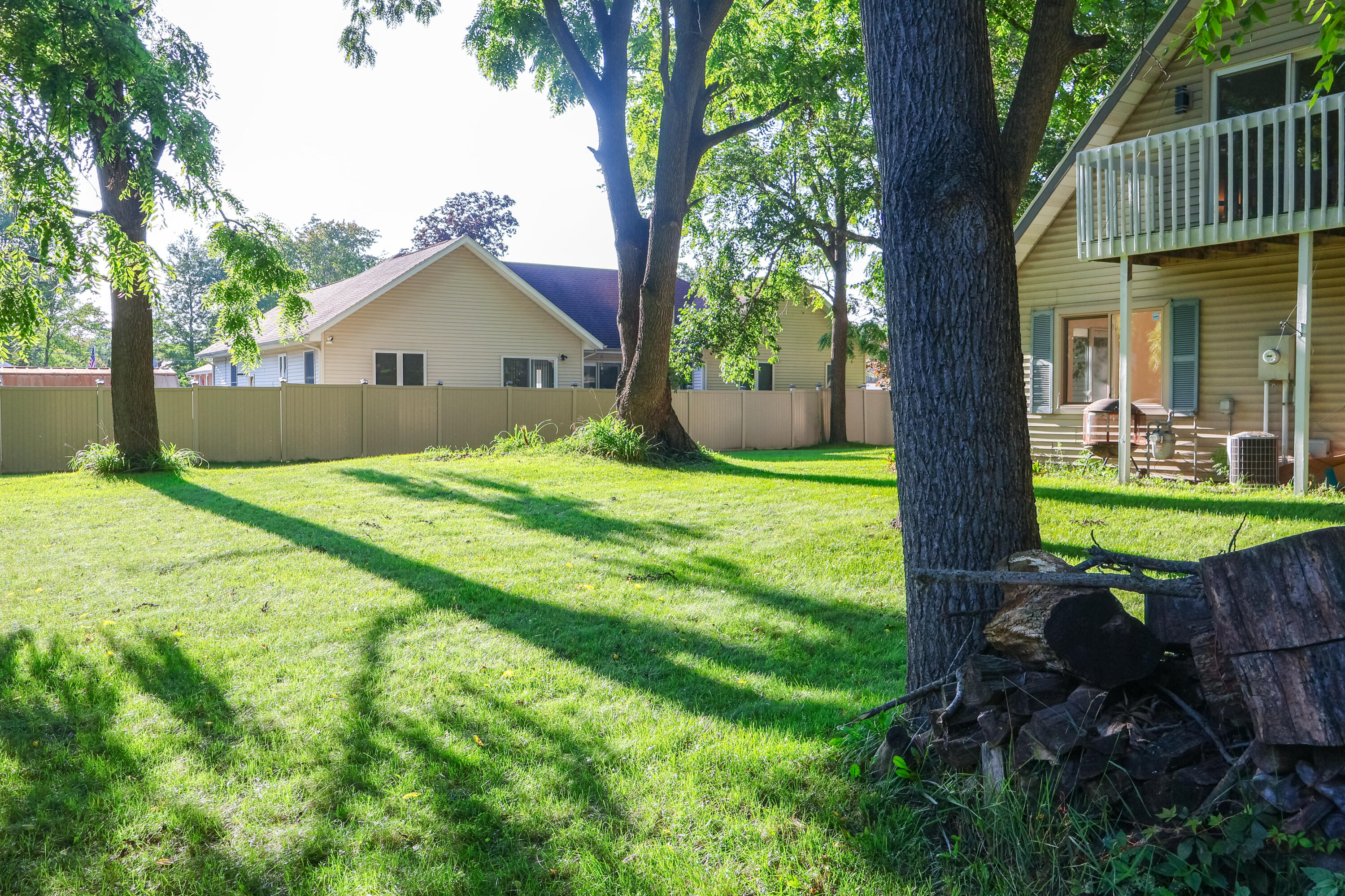 1623 E Coolspring Avenue, Michigan City, IN 46360; Image #32