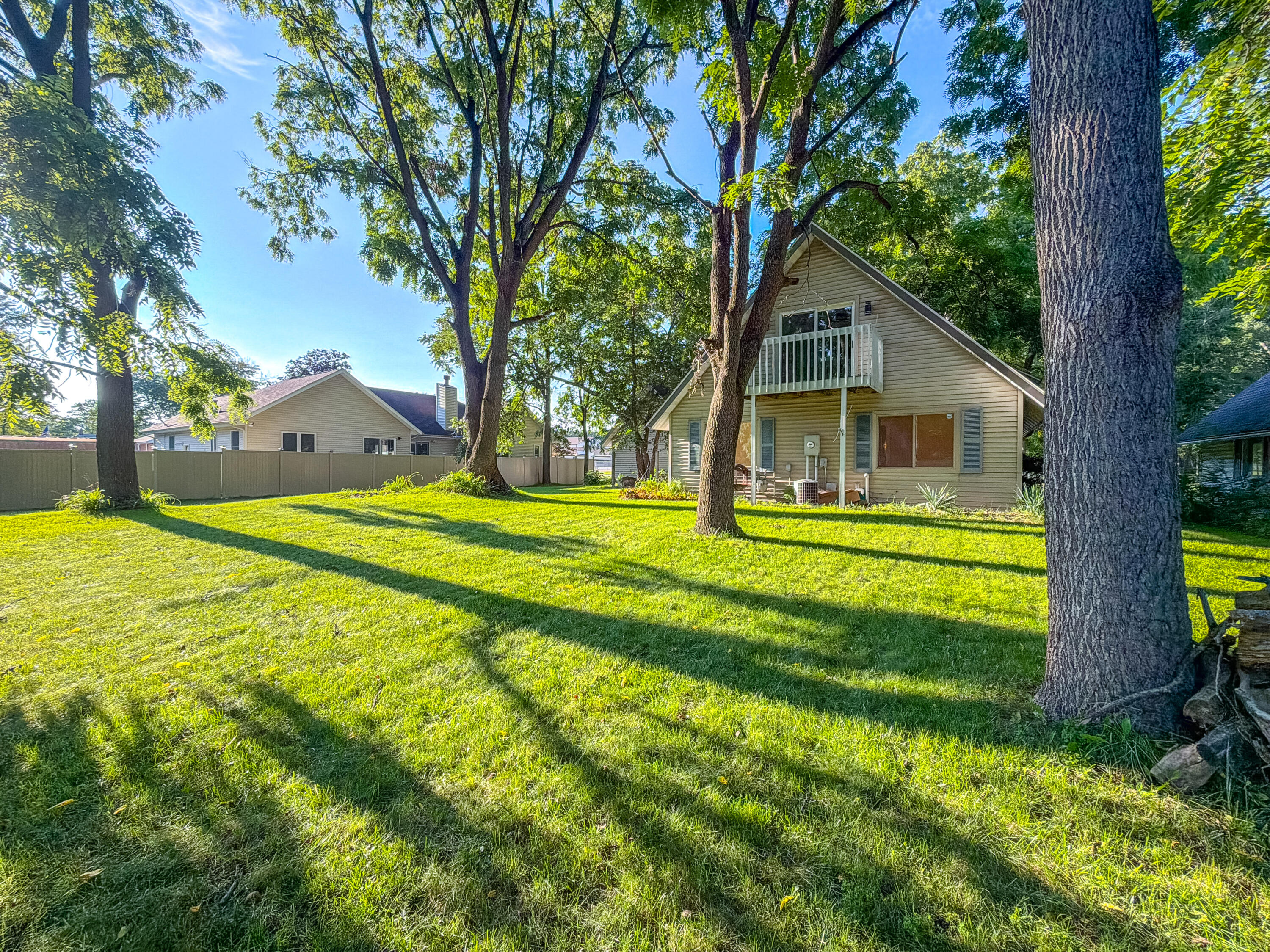 1623 E Coolspring Avenue, Michigan City, IN 46360; Image #36