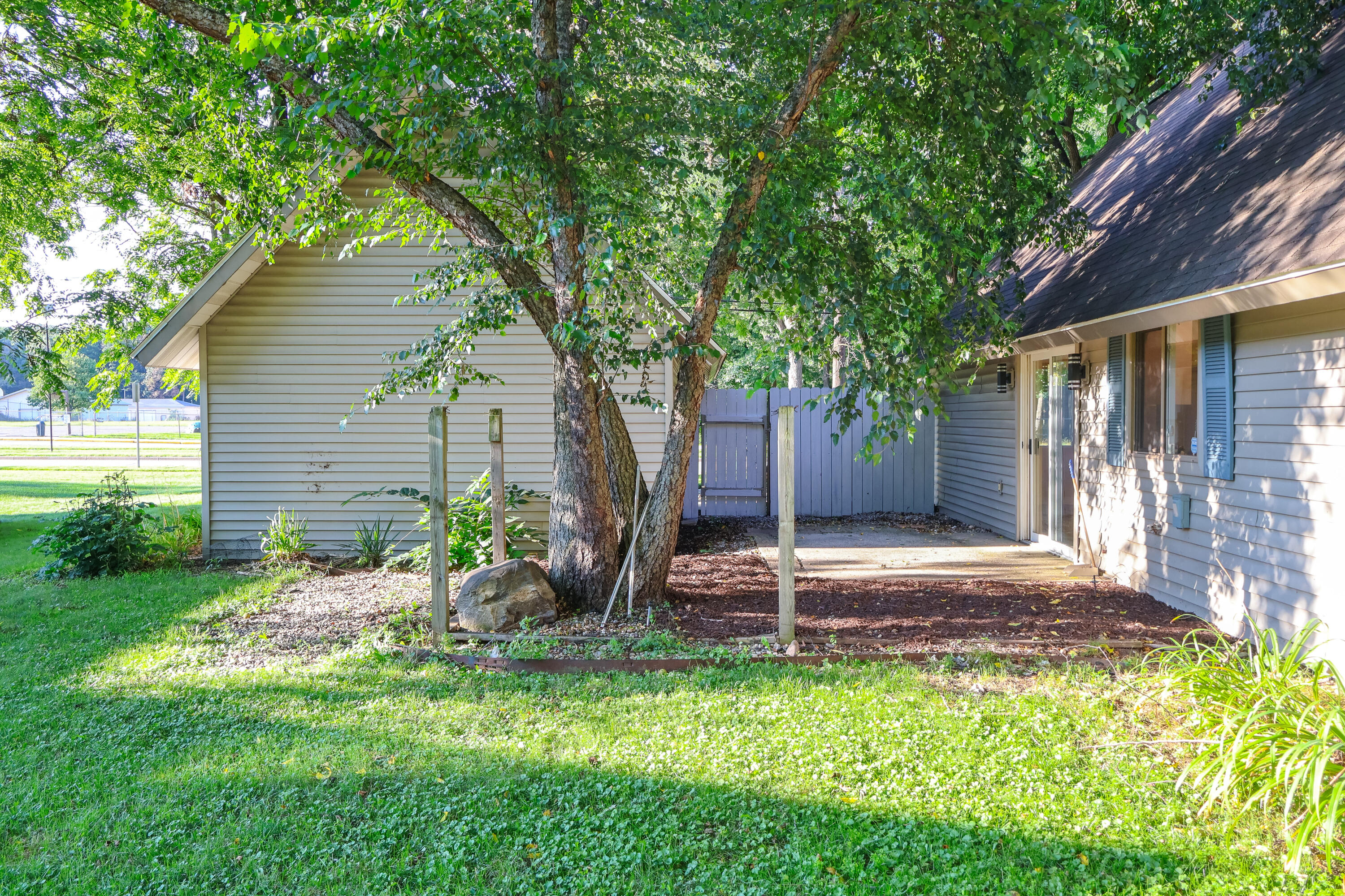 1623 E Coolspring Avenue, Michigan City, IN 46360; Image #39