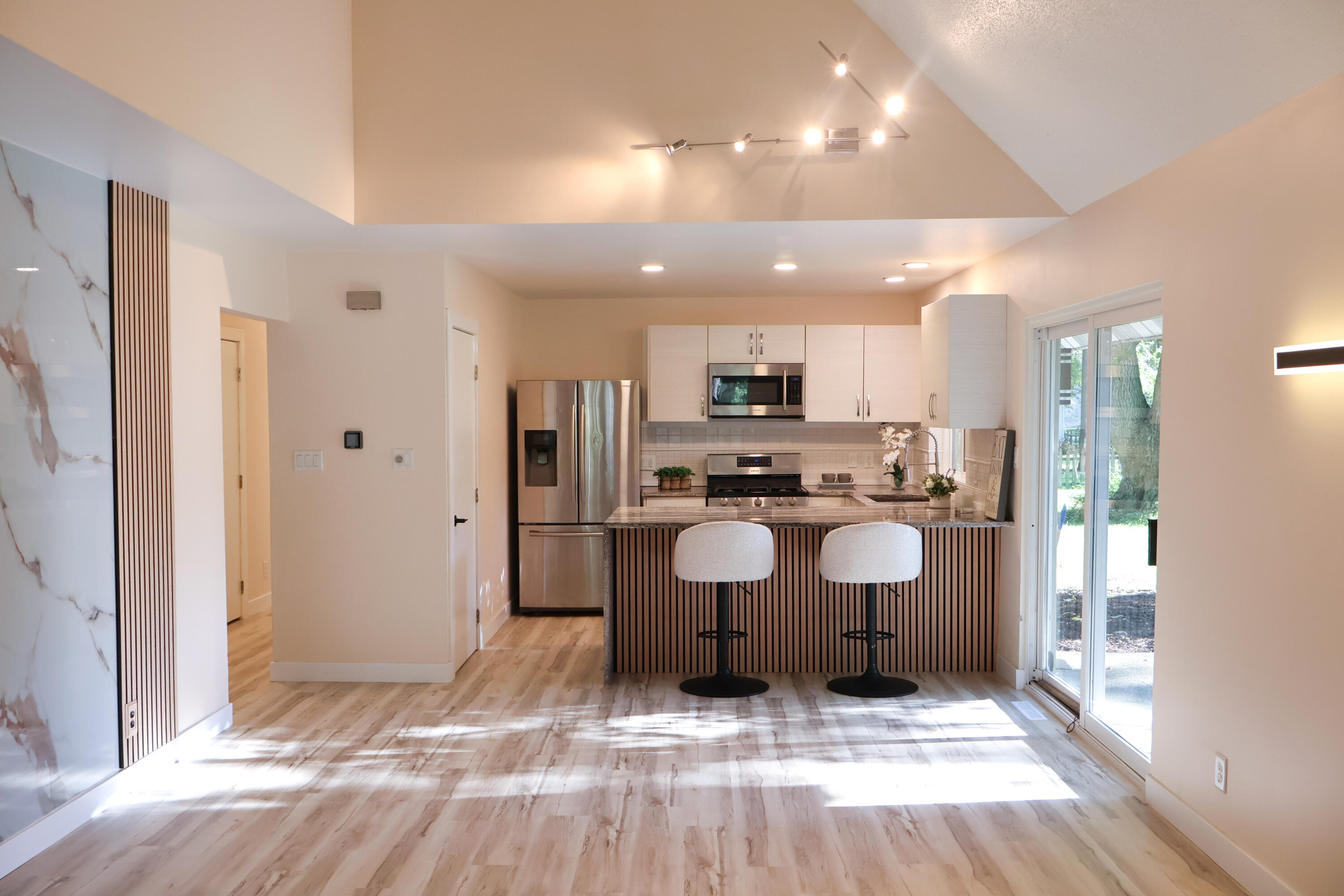 1623 E Coolspring Avenue, Michigan City, IN 46360; Image #7