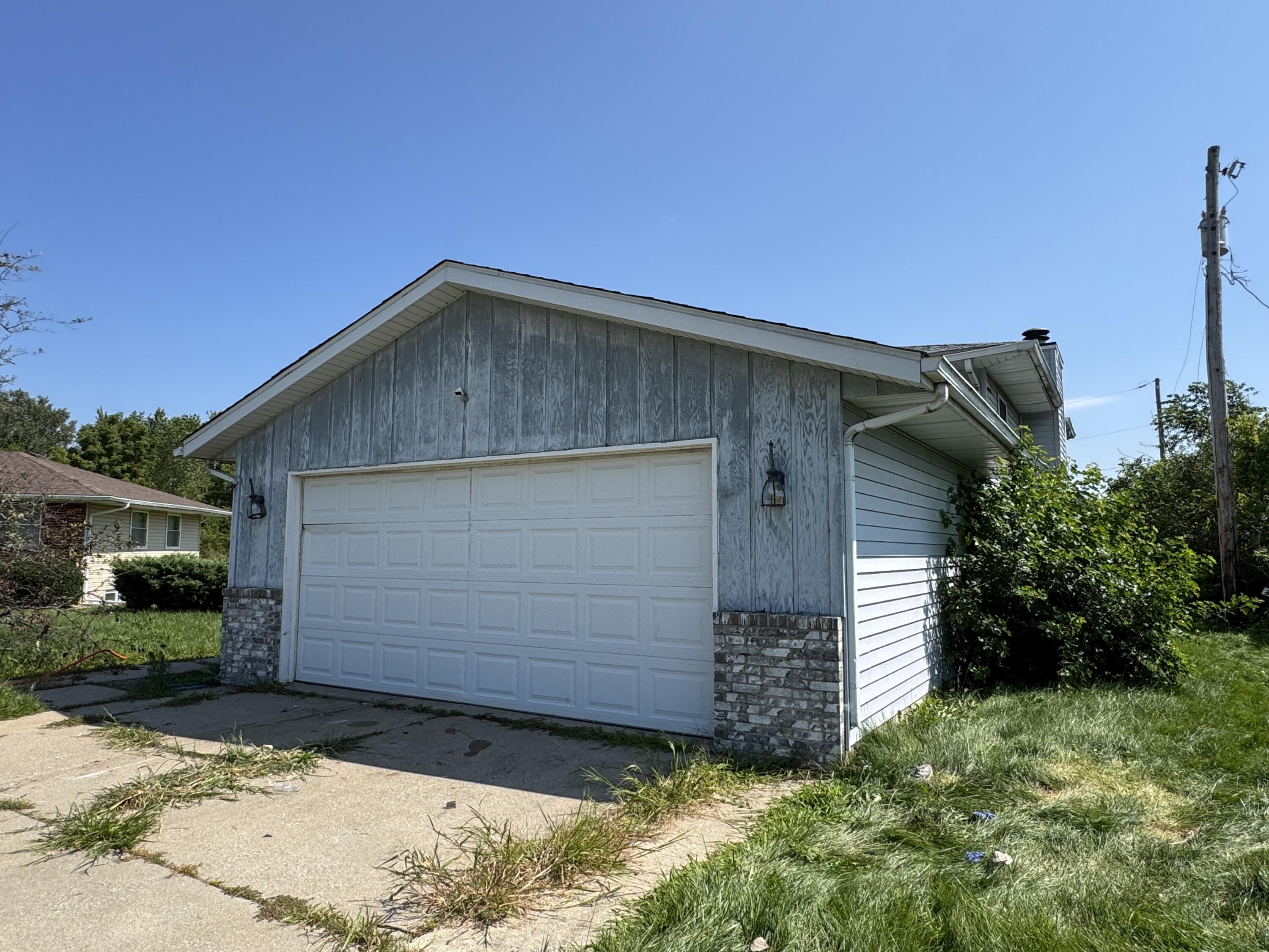 6281 Chase Street, Merrillville, IN 46410; Image #2