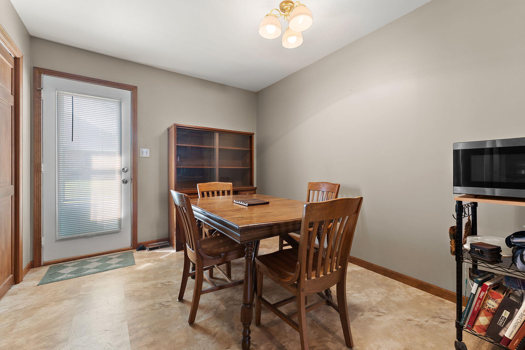 533 Begonia Street SE, DeMotte, IN #B, 46310; Image #15