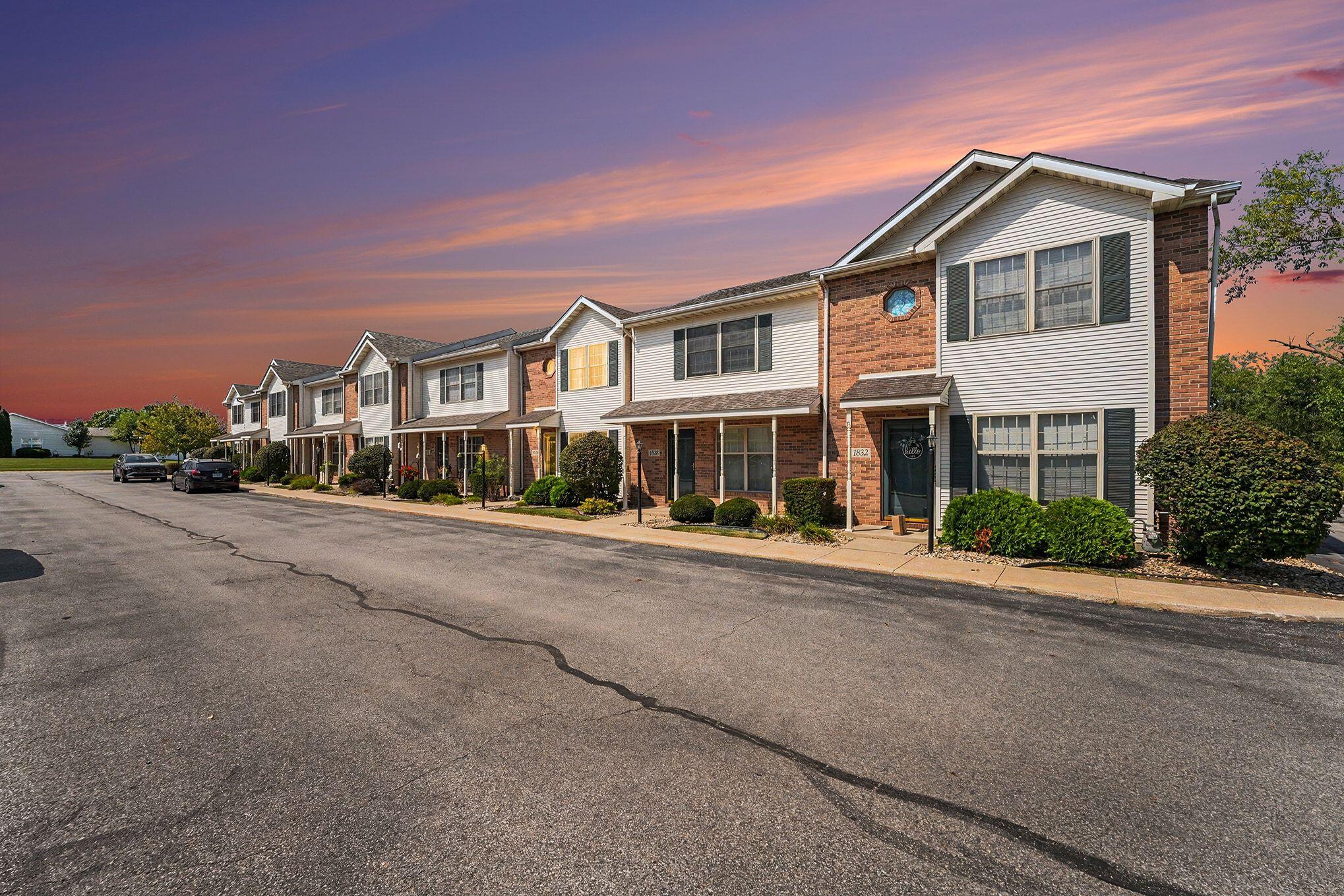 1824 Cottonwood Court, Crown Point, IN 46307; Image #2