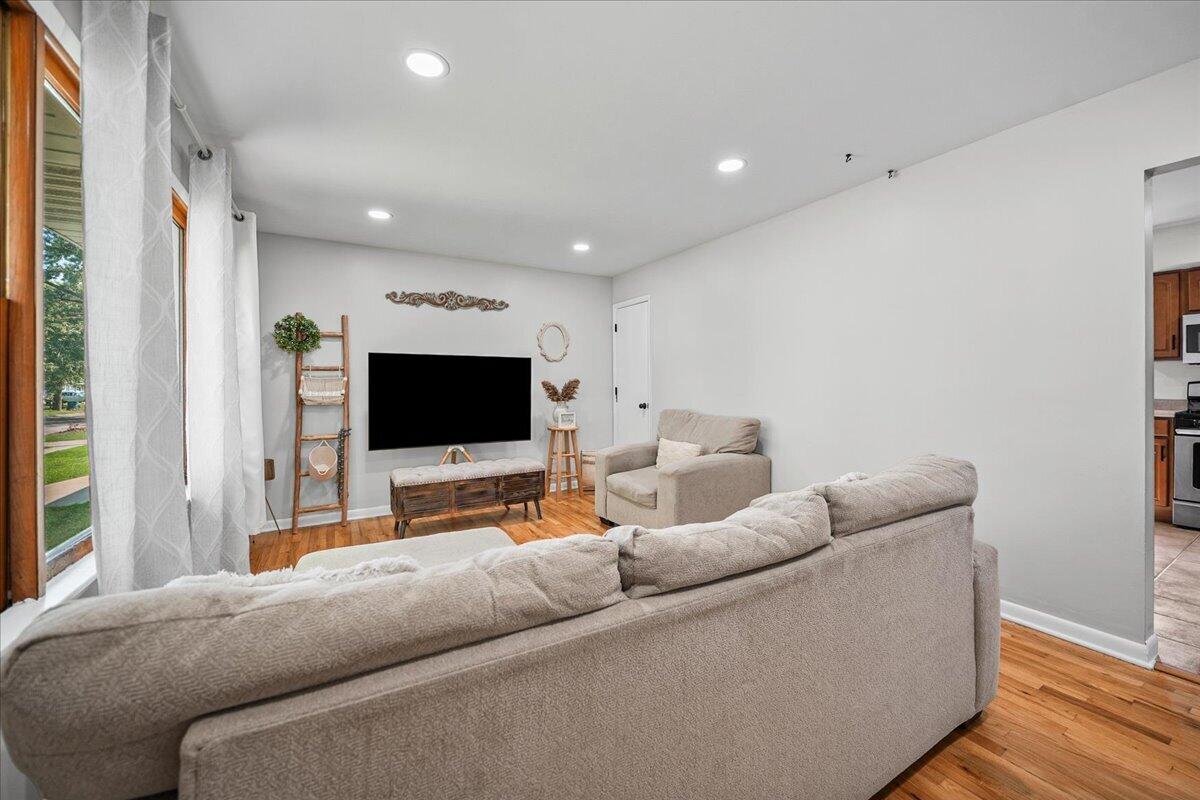 8030 North Drive, Highland, IN 46322; Image #6
