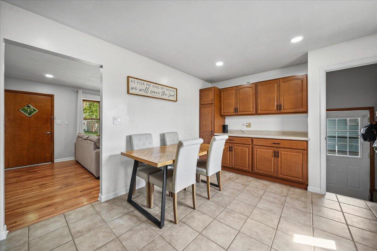 8030 North Drive, Highland, IN 46322; Image #8