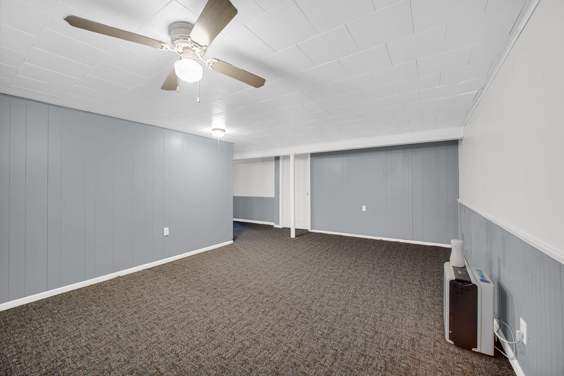 4945 Washington Street, Gary, IN 46408; Image #16
