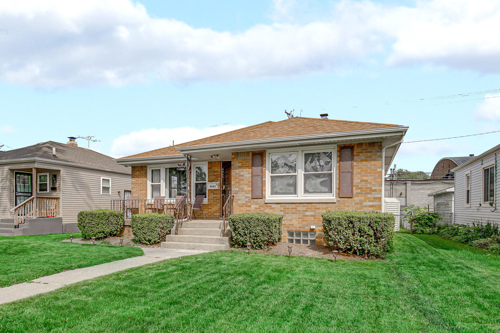 4945 Washington Street, Gary, IN 46408; Image #2