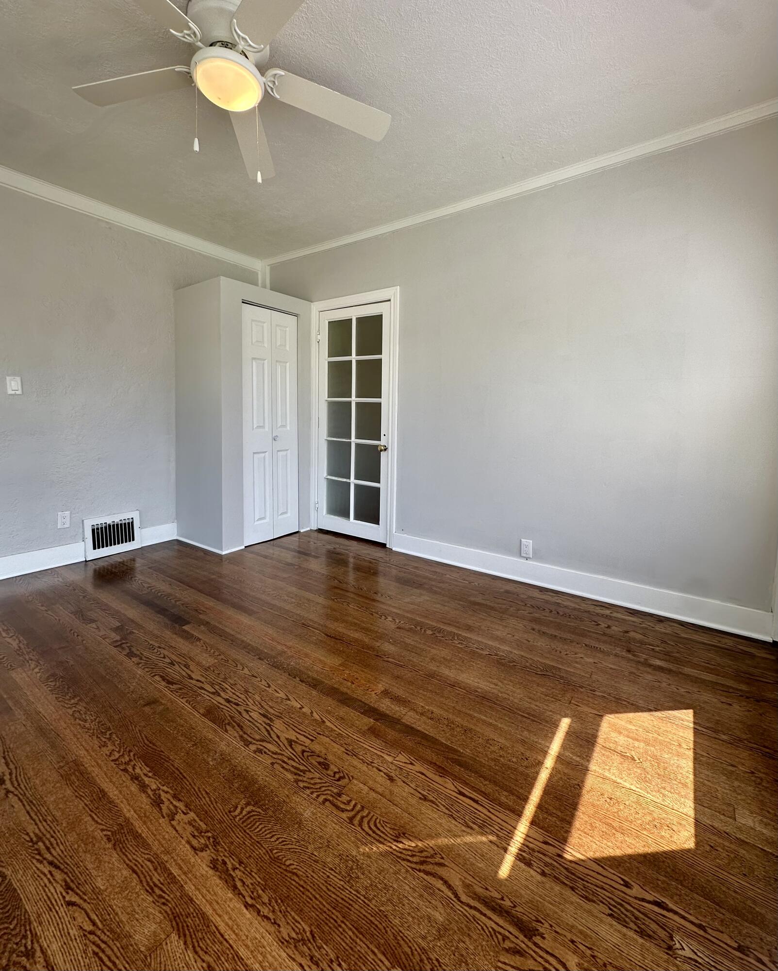 6548 Jefferson Avenue, Hammond, IN 46324; Image #17