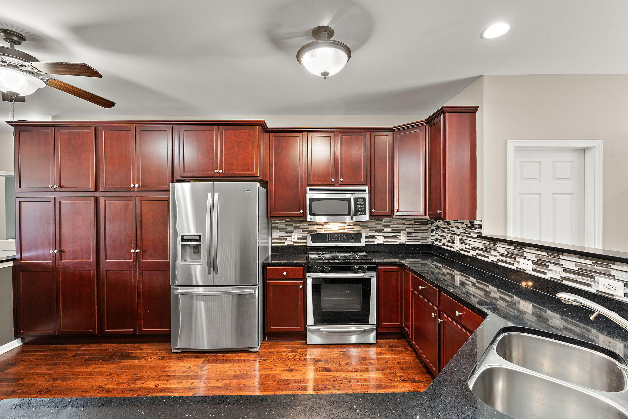 8733 Forest Glen Court, St. John, IN 46373; Image #11