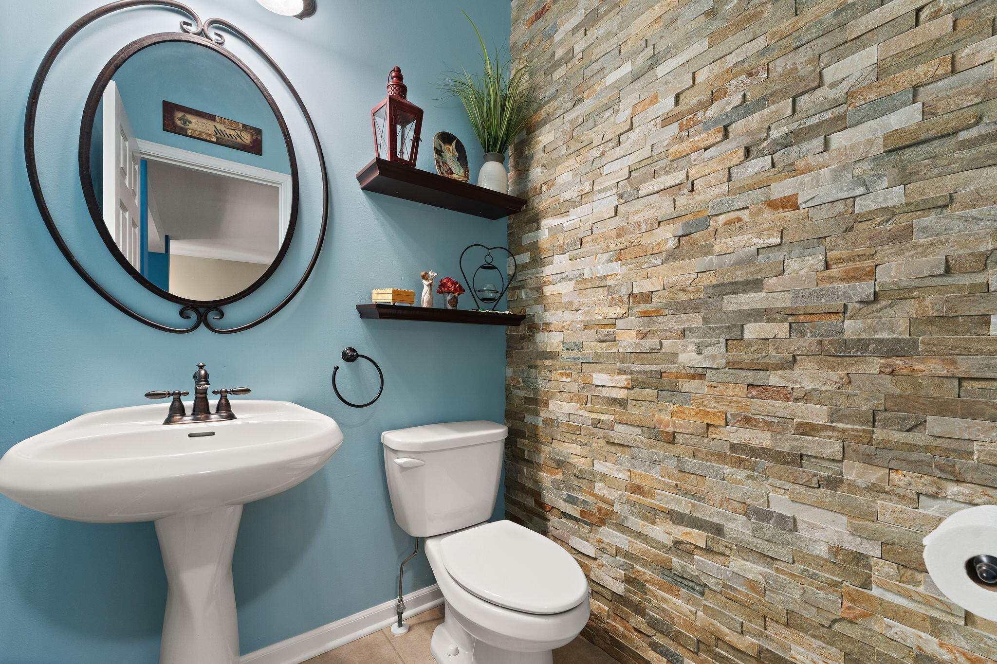 8733 Forest Glen Court, St. John, IN 46373; Image #7