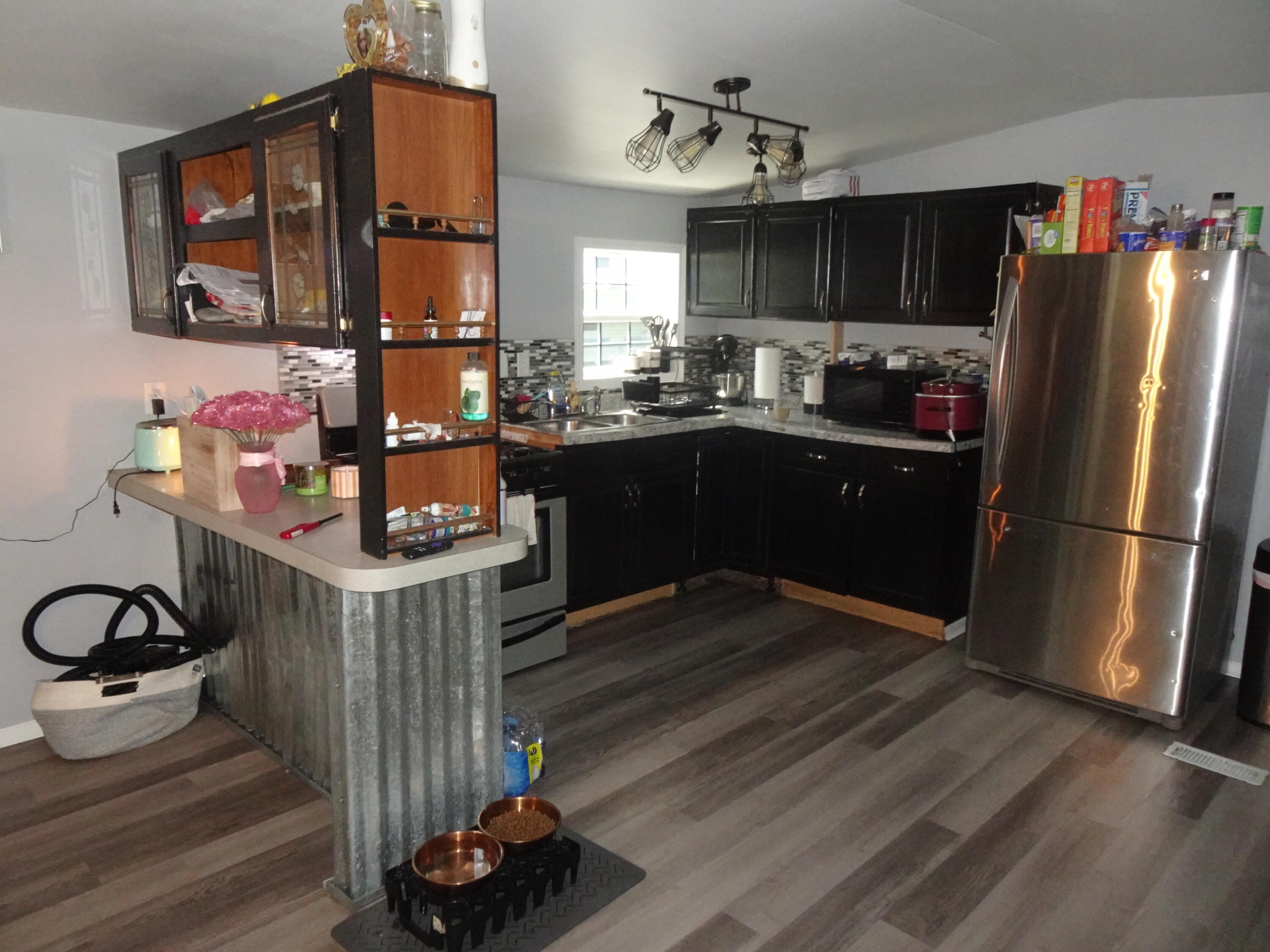 8215 S U.s. 421, San Pierre, IN 46374; Image #3