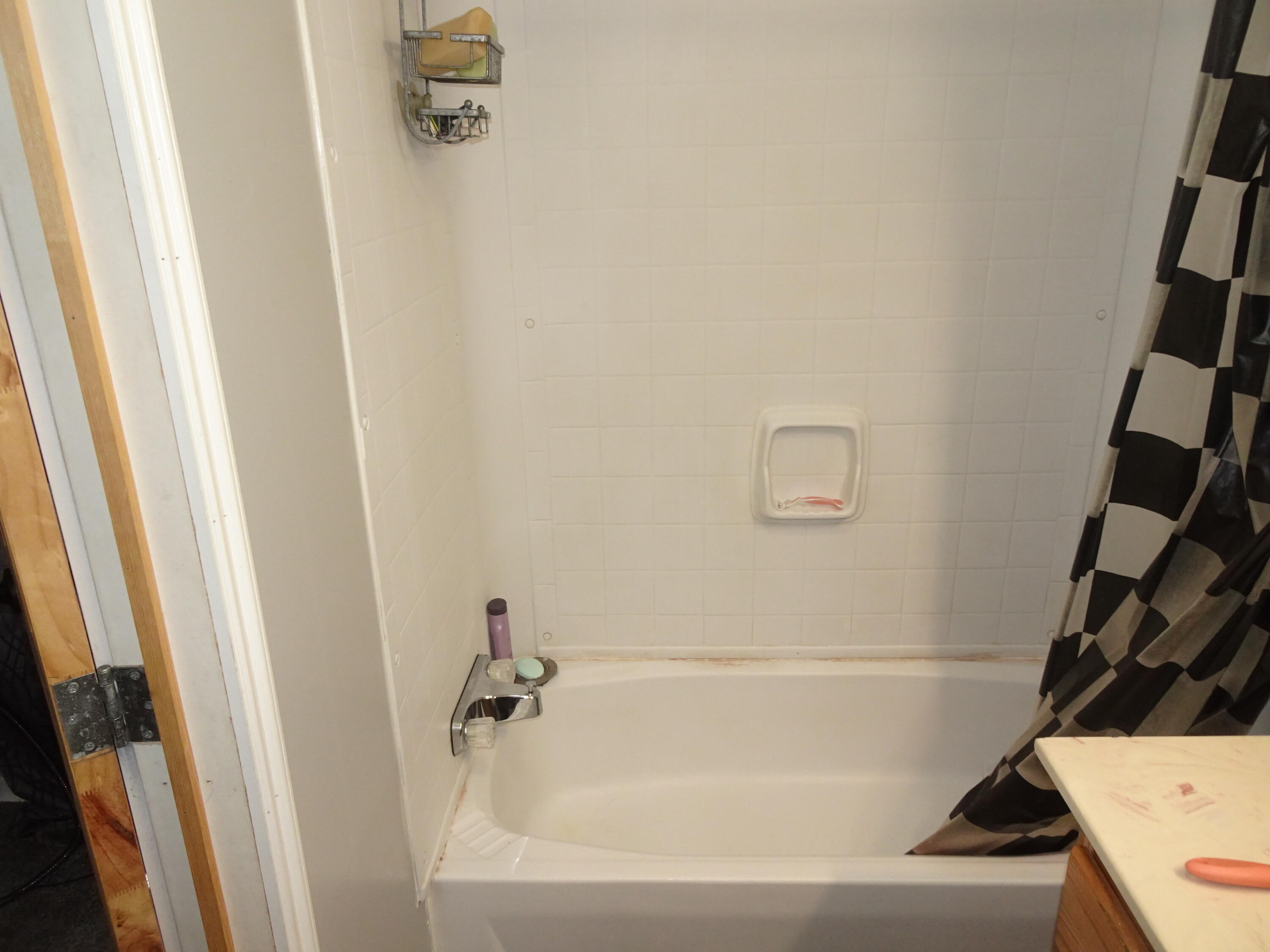 8215 S U.s. 421, San Pierre, IN 46374; Image #7