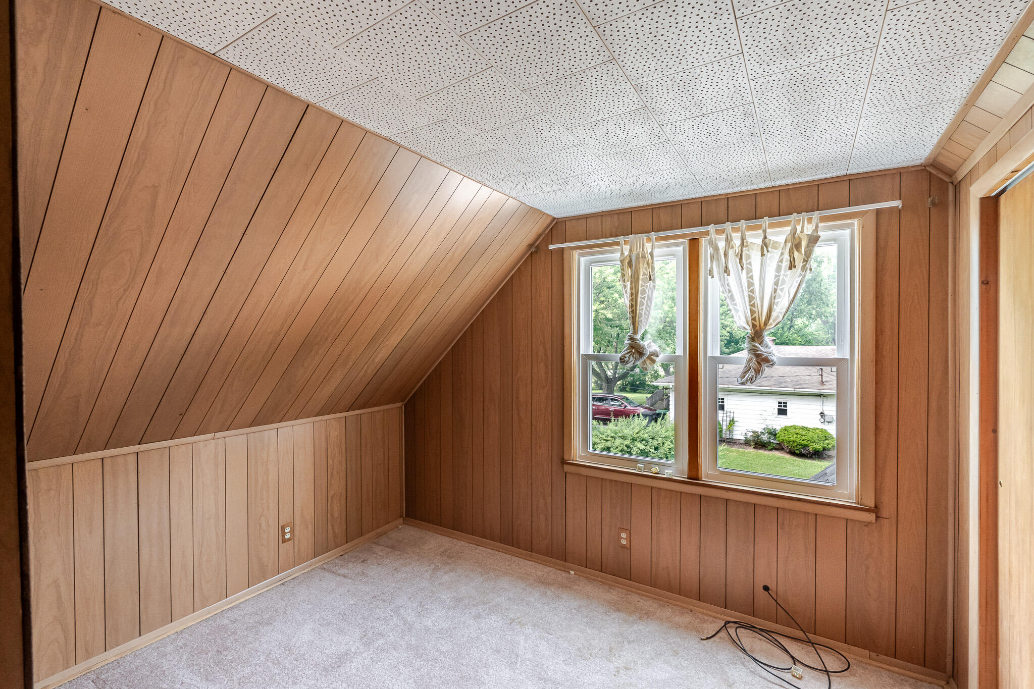 7803 Colorado Street, Merrillville, IN 46410; Image #23
