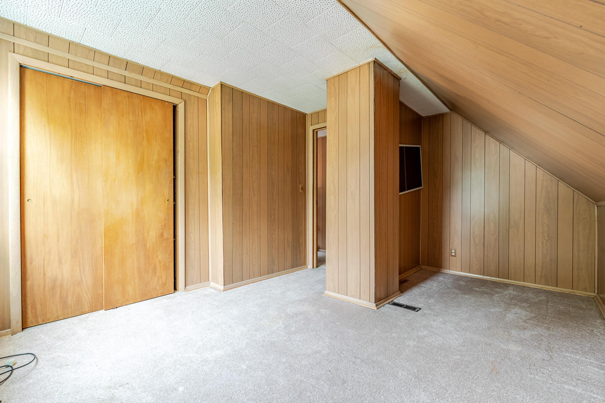 7803 Colorado Street, Merrillville, IN 46410; Image #24