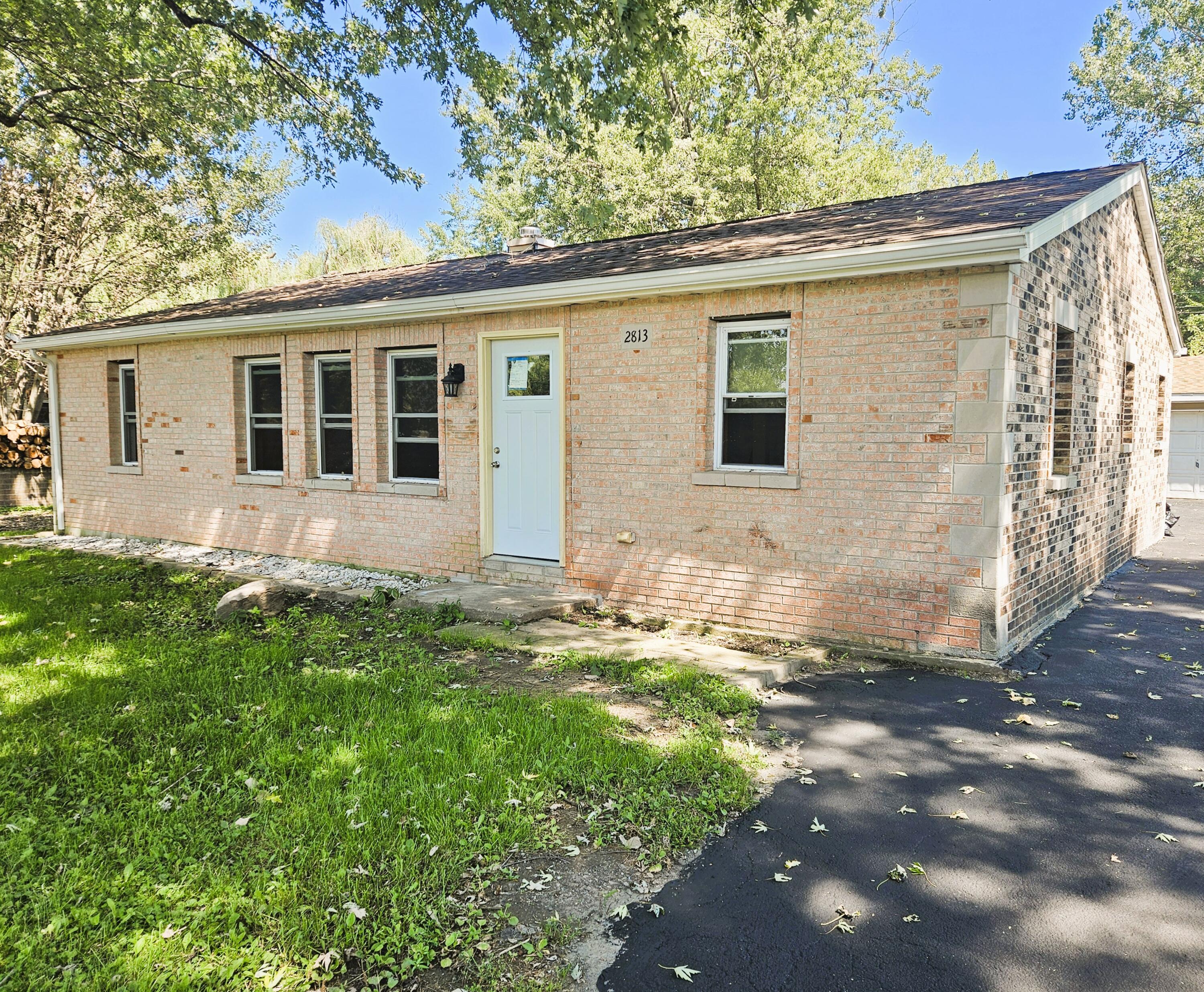 2813 New Hampshire Street, Lake Station, IN 46405; Image #2