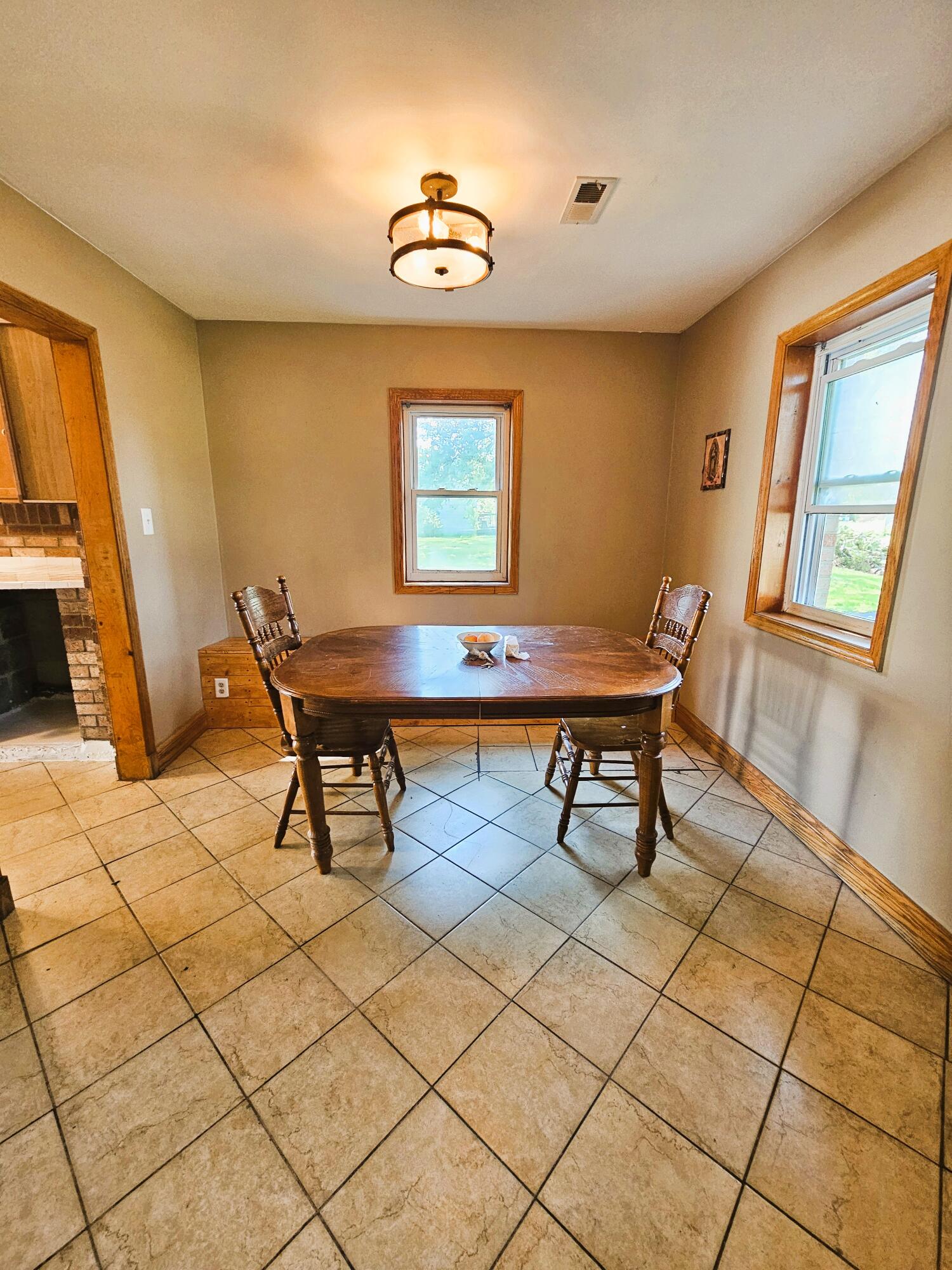 2813 New Hampshire Street, Lake Station, IN 46405; Image #6